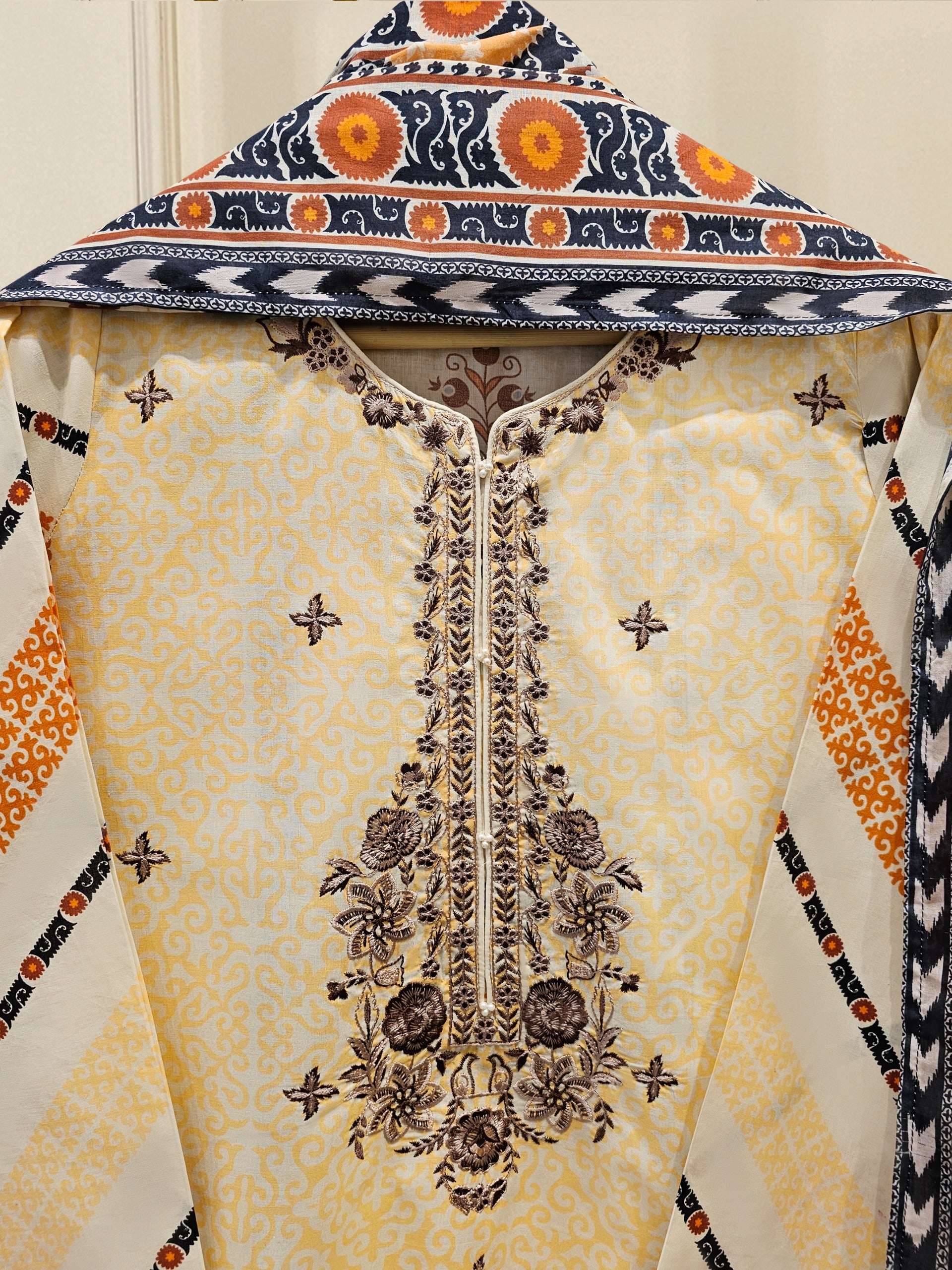 2 Piece - Digital Printed Lawn Suit S111646 - Image 2