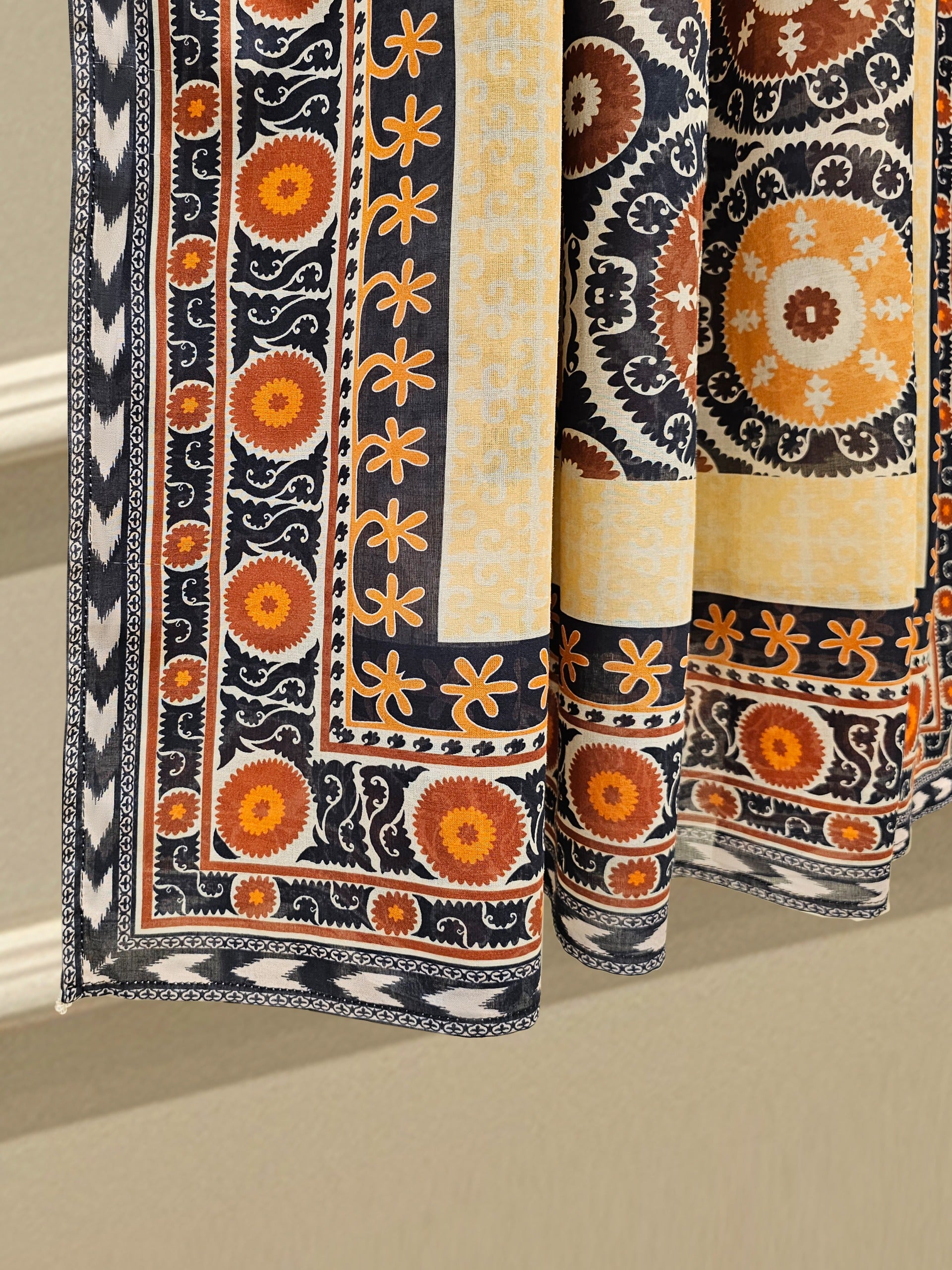2 Piece - Digital Printed Lawn Suit S111646 - Image 6