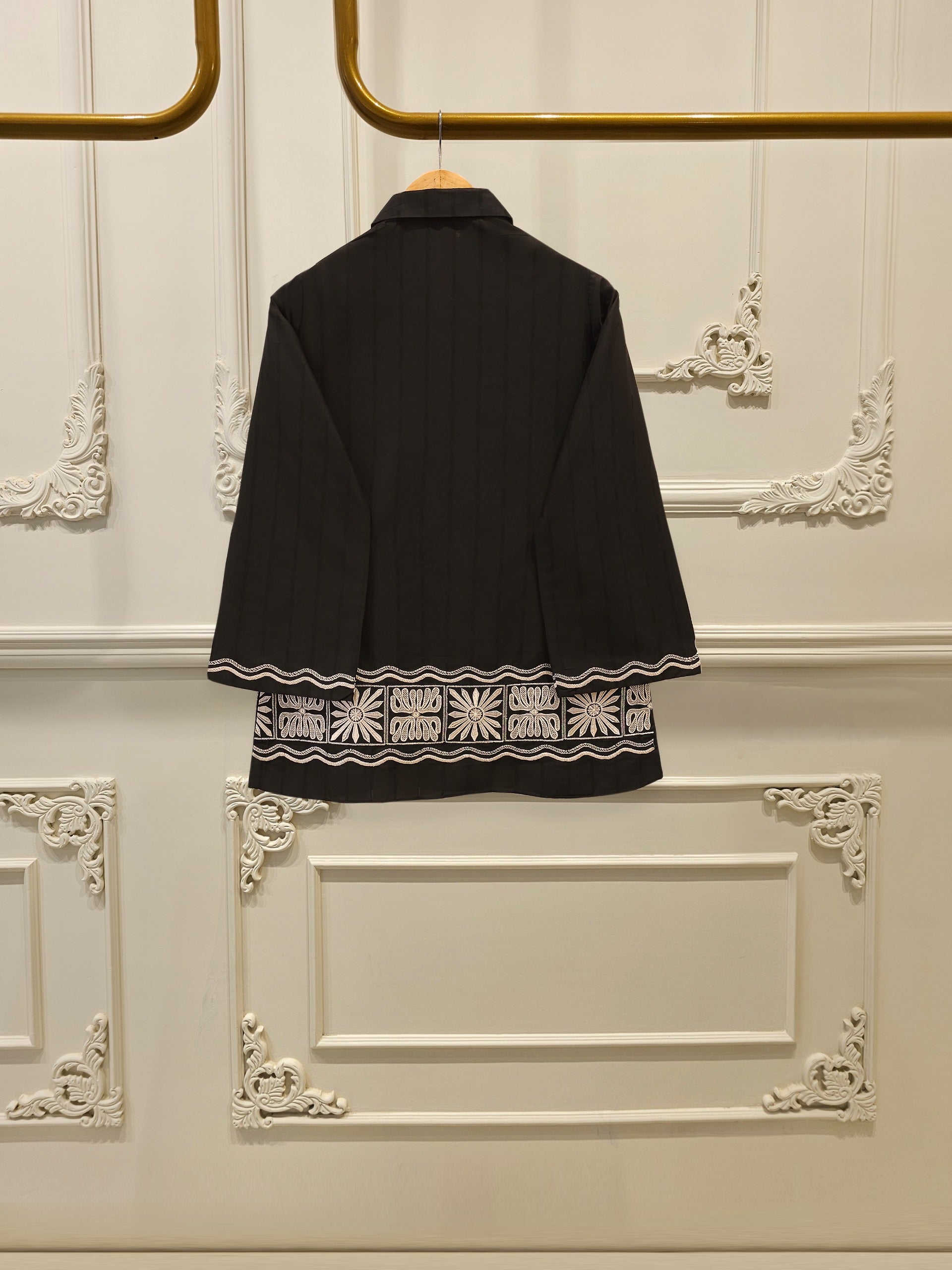 2 Piece - Embroidered Jacquard Suit S112130 - Image 4