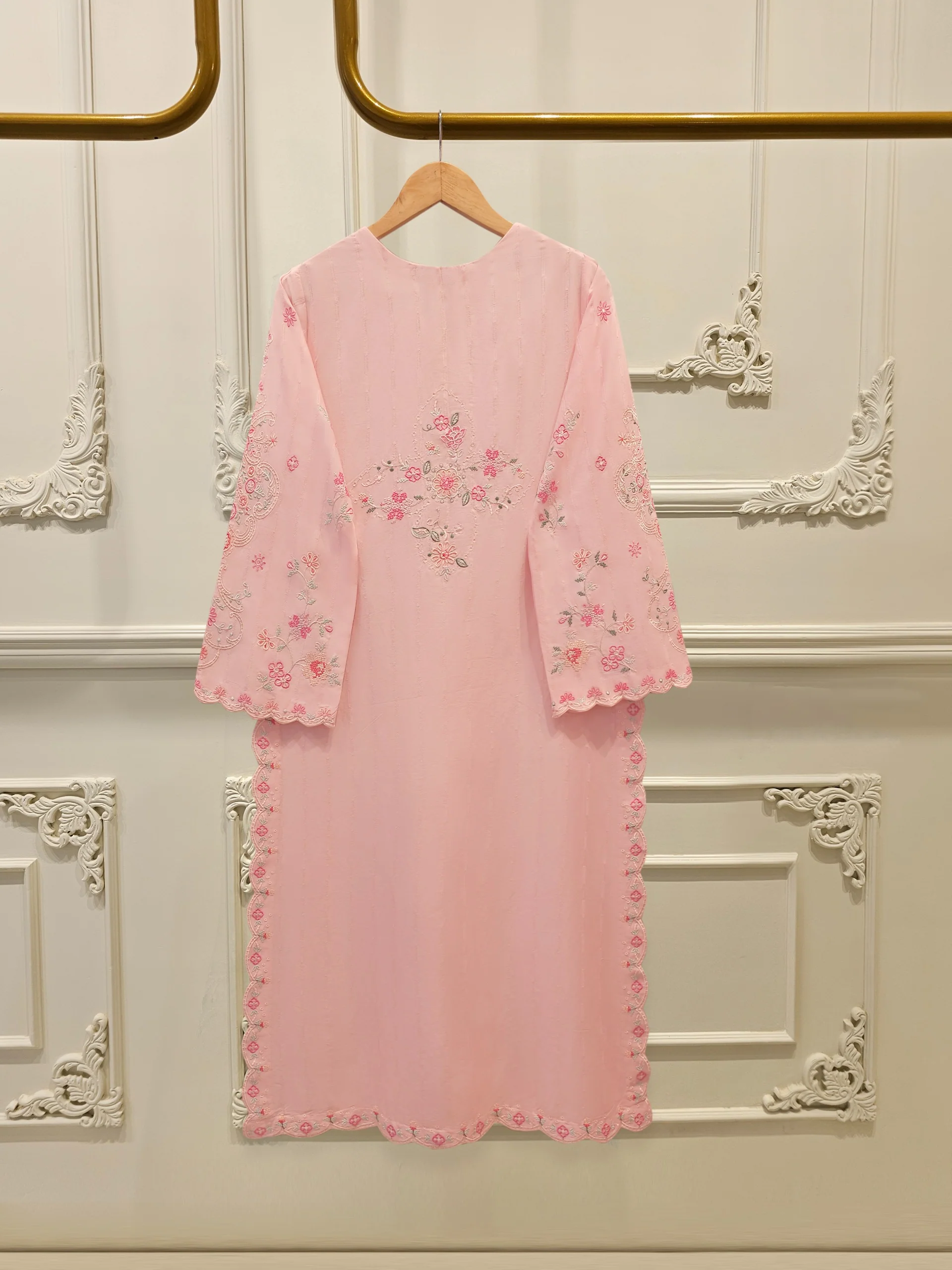 2 Piece - Embroidered Jacquard Suit S112203 - Image 4