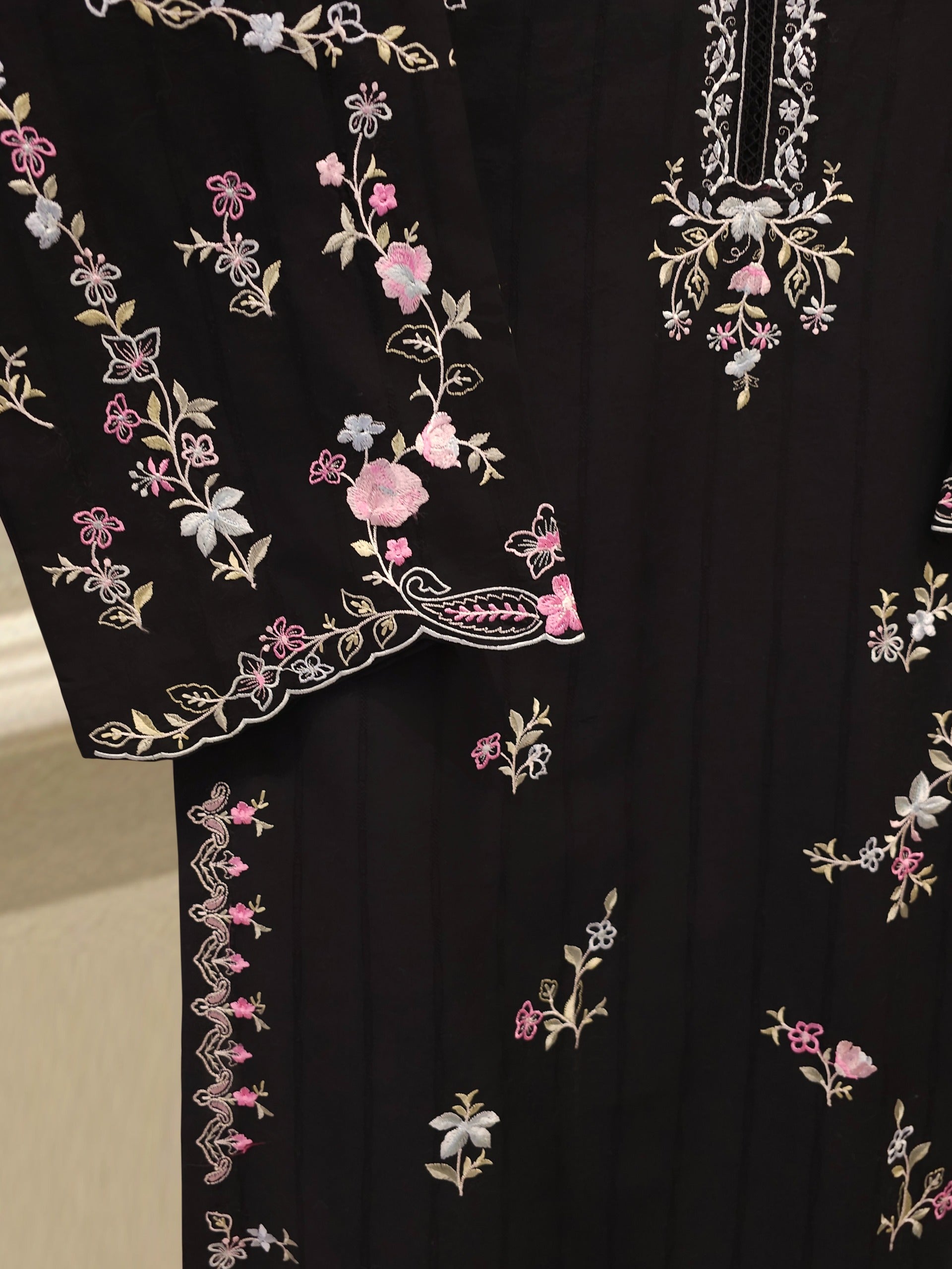 2 Piece - Embroidered Jacquard Suit  S113060 - Image 3