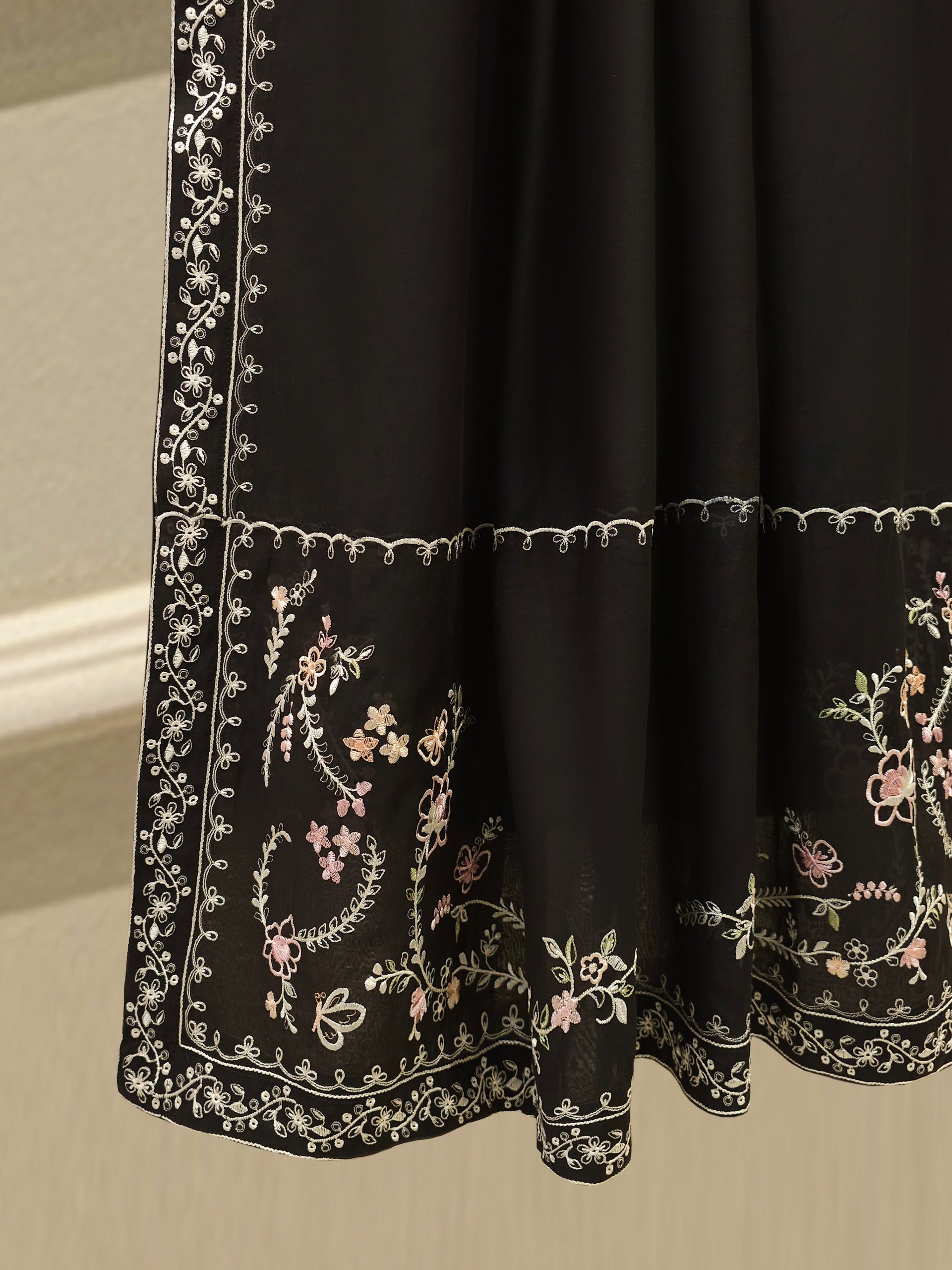 2 Piece - Embroidered Kora Cotton Silk Suit S112108 - Image 7
