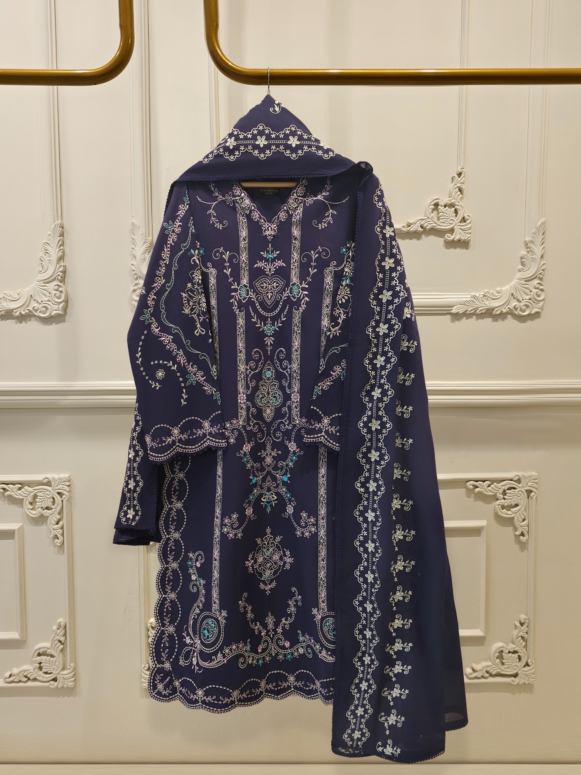 2 Piece - Embroidered Lawn Suit S111929