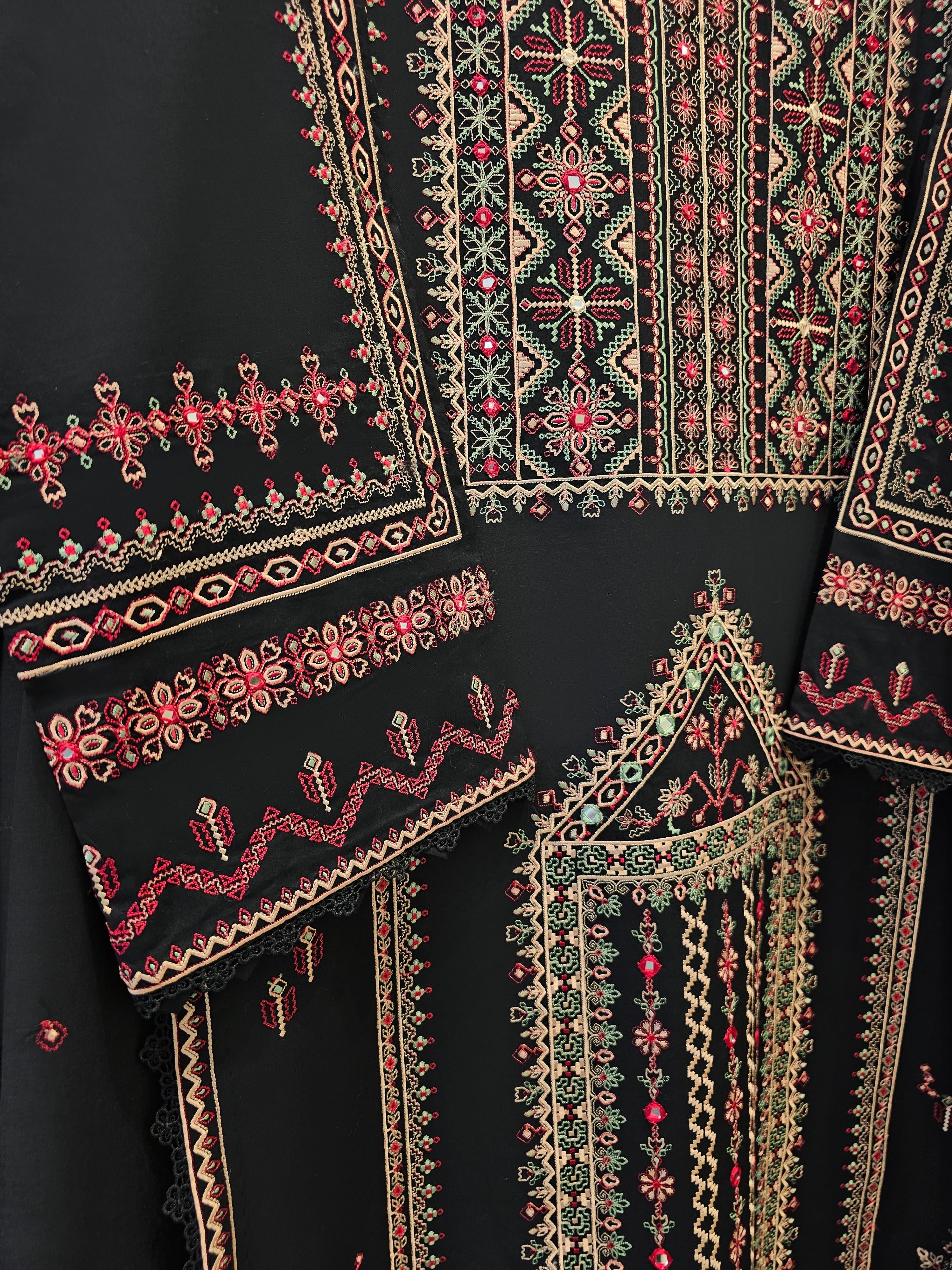 2 Piece - Embroidered Lawn Suit S111955 - Image 3