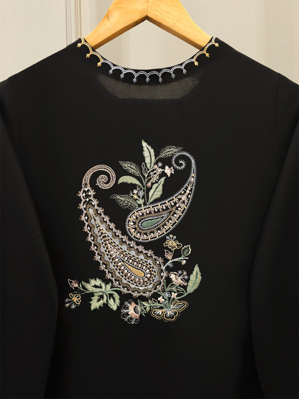 2 Piece - Embroidered Lawn Suit S111962 - Image 3