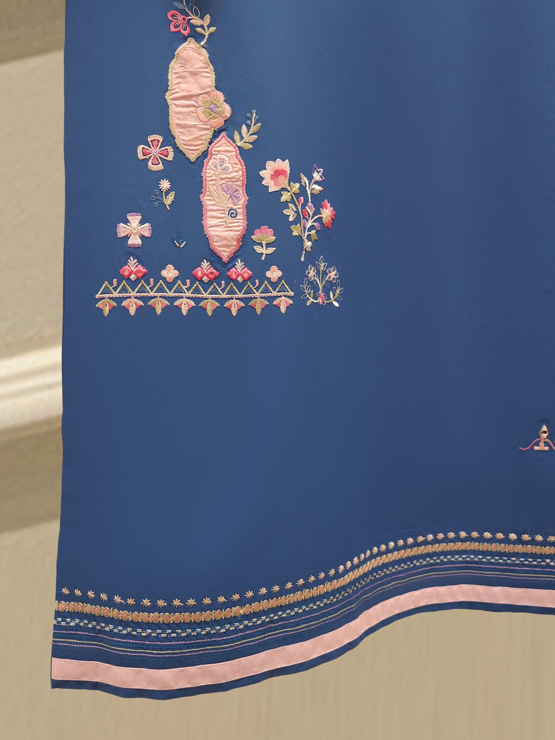 2 Piece - Embroidered Lawn Suit S111966 - Image 8