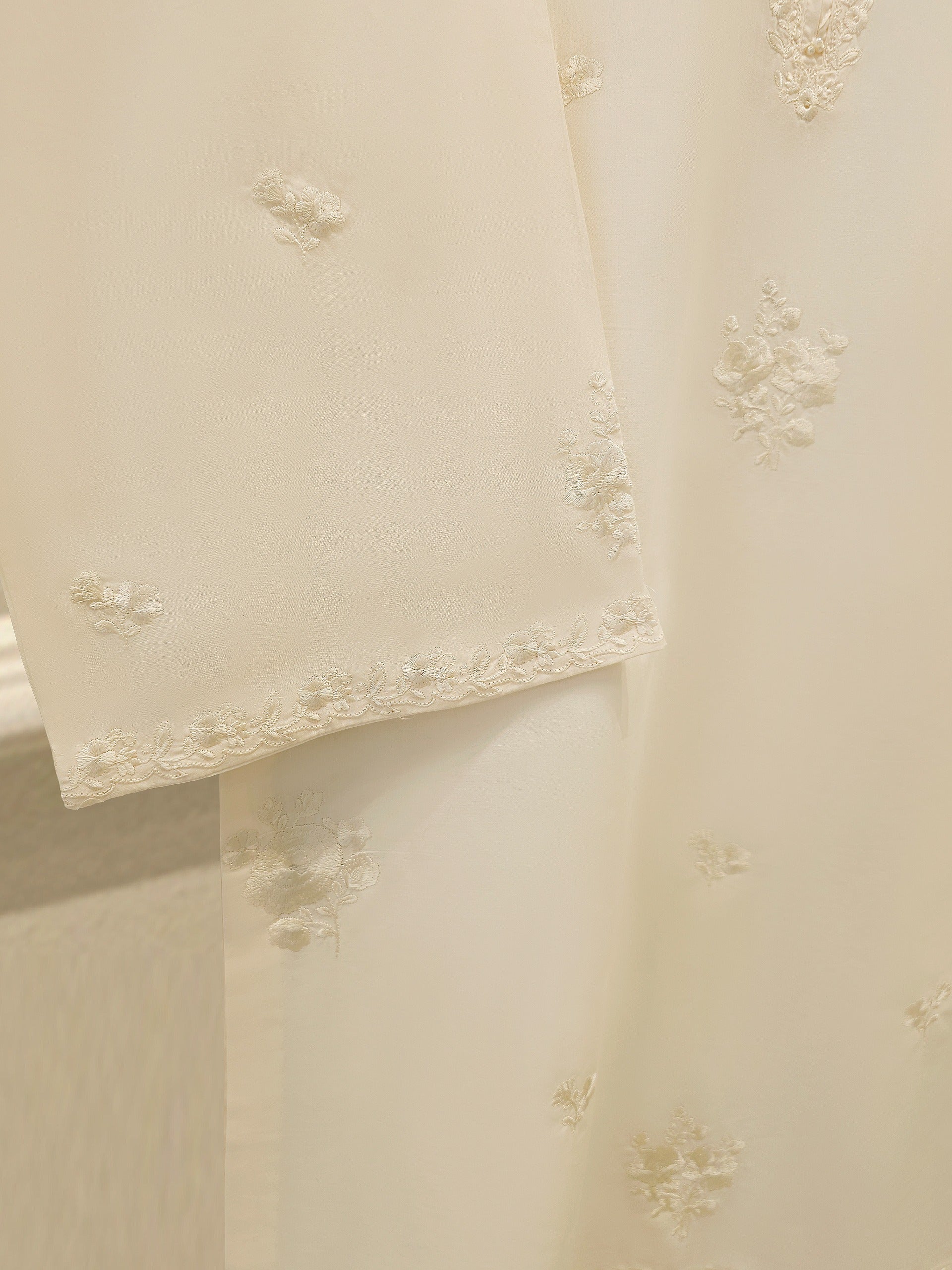 2 Piece - Embroidered Lawn Suit S112224 - Image 3