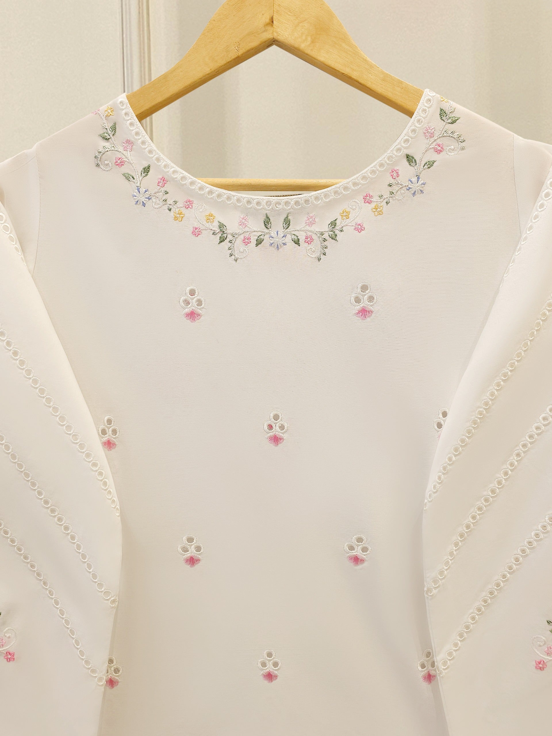 2 Piece - Embroidered Lawn Suit S112292 - Image 4