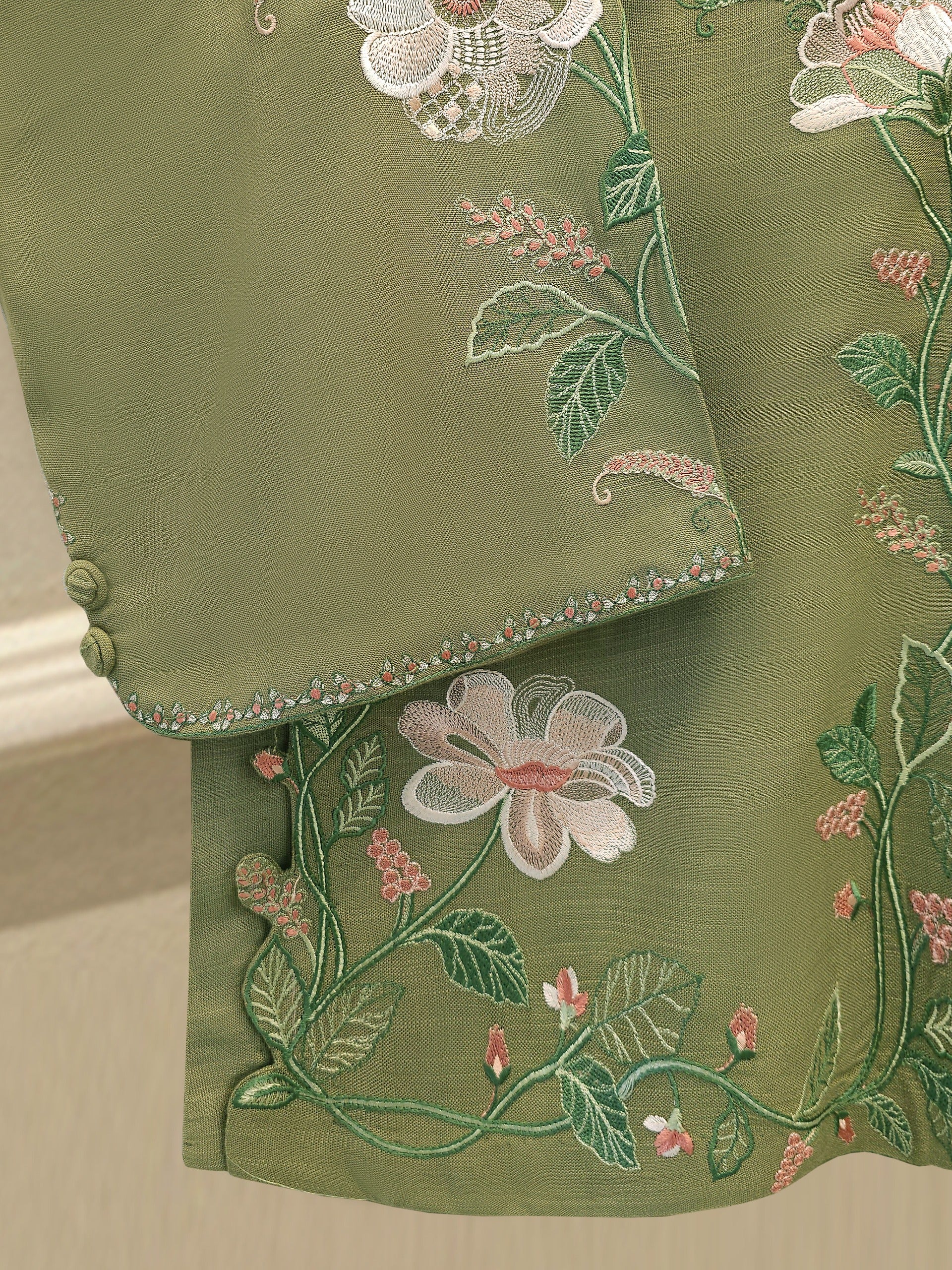 2 Piece - Embroidered Linen Suit WS00201 - Image 3