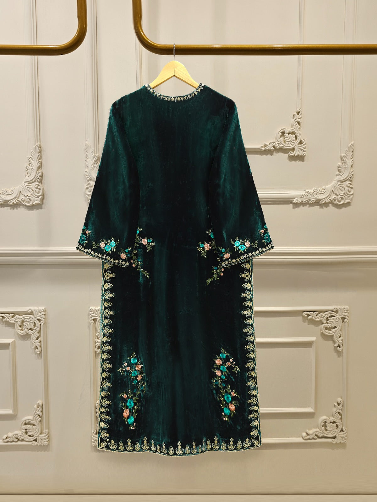 2 Piece - Embroidered Velvet Suit S112901 - Image 5