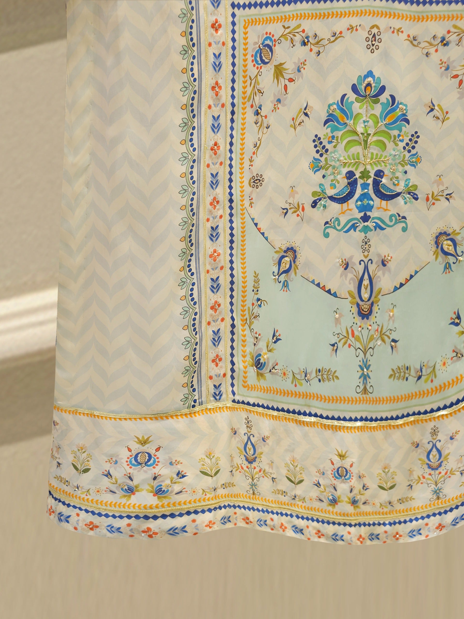 2 Piece - Pure Embroidered Charmeuse Silk Suit S112119 - Image 4