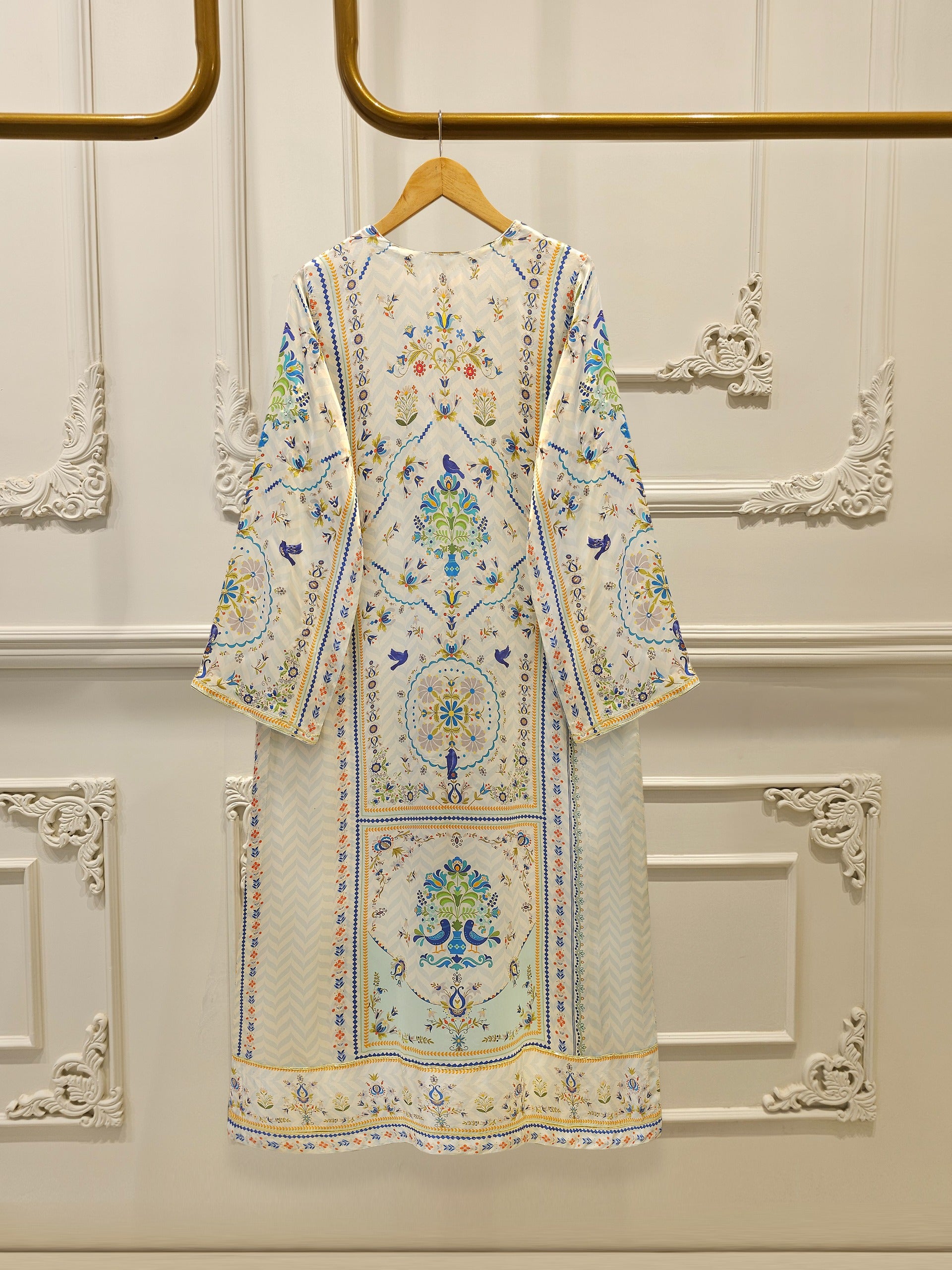 2 Piece - Pure Embroidered Charmeuse Silk Suit S112119 - Image 5