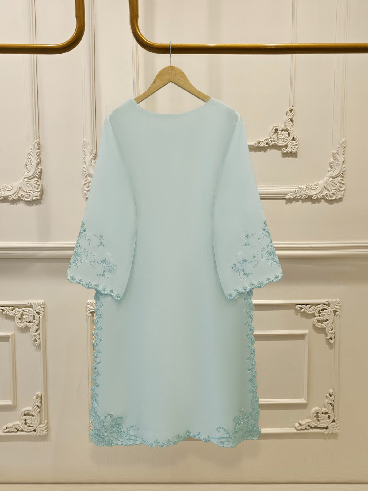 3 Piece-  Pure Embroidered Sheesha Silk Suit S112012 - Image 5