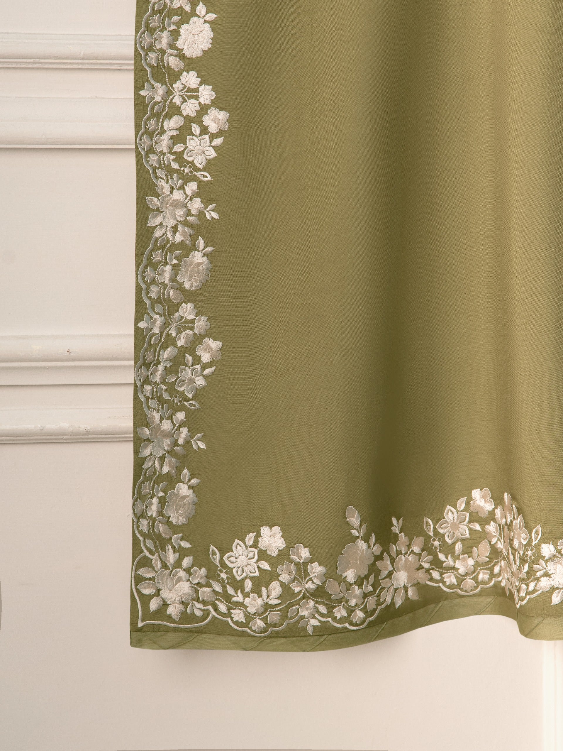 2 Piece- Pure Korean Silk Embroidered Suit S111006 - Image 4