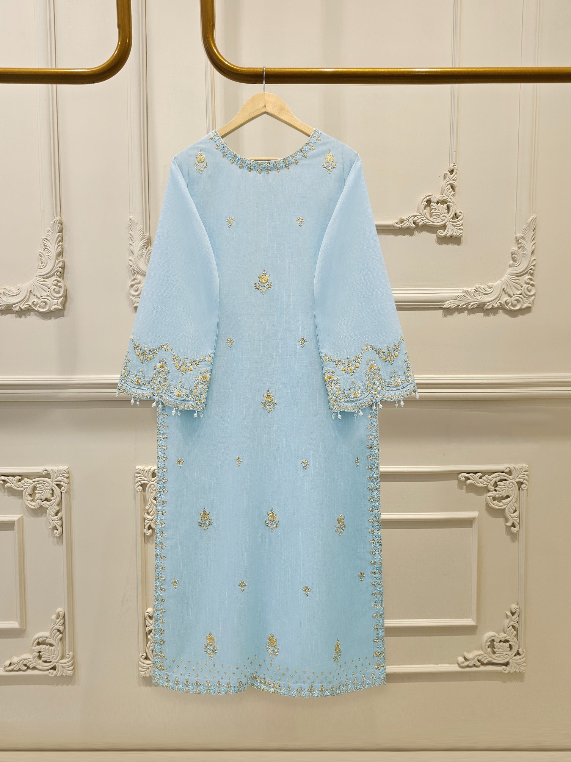 3 Piece - Embroidered  Khaddar Suit S112486 - Image 5
