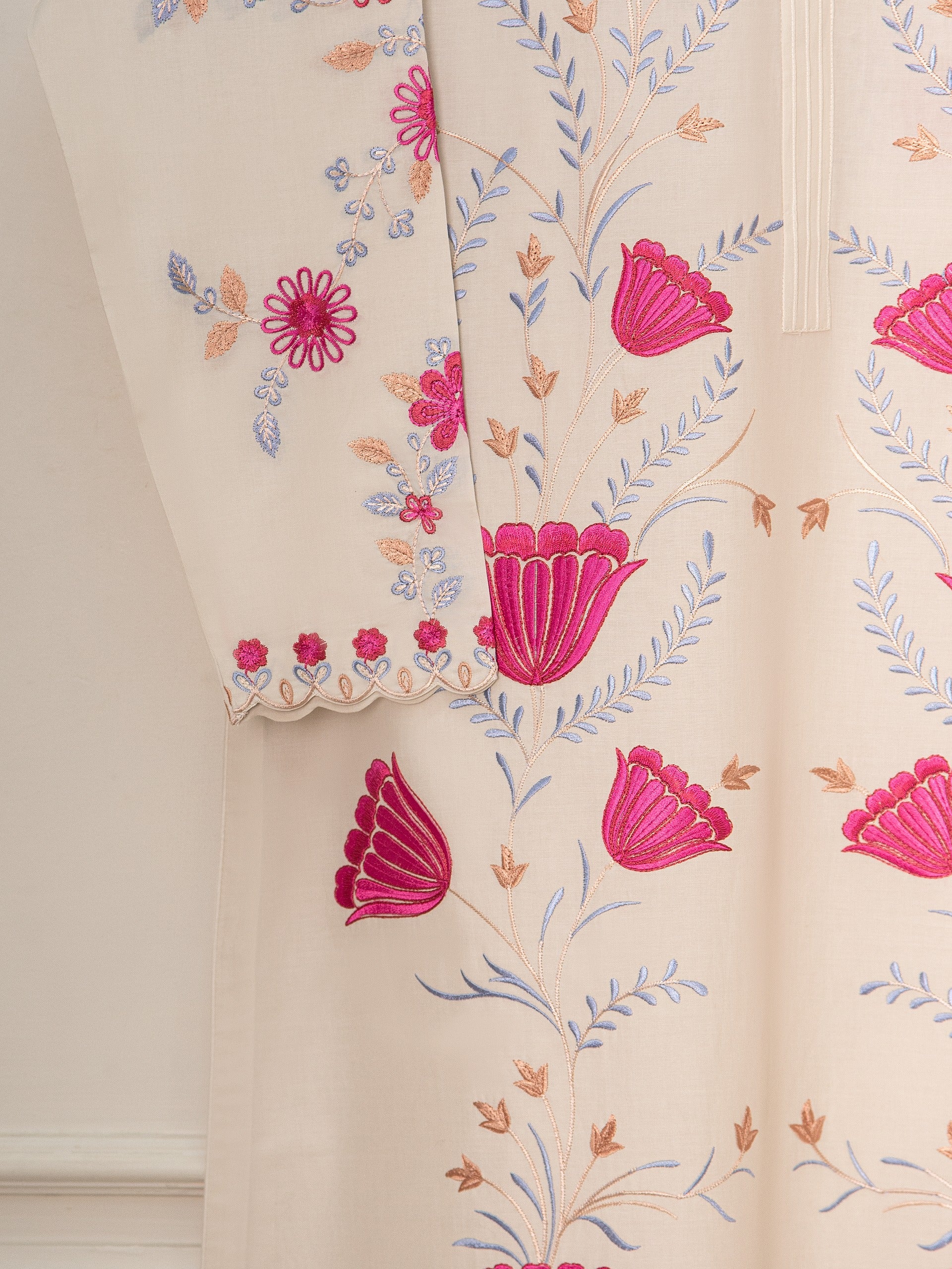 3 Piece - Digital Printed Lawn Suit S111522 - Image 4