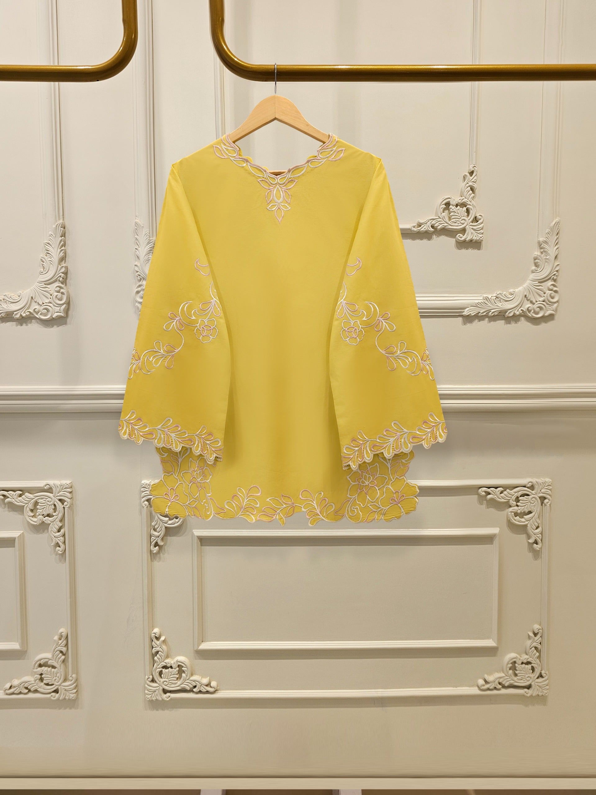 3 Piece - Embroidered Cambric Suit S112494 - Image 4