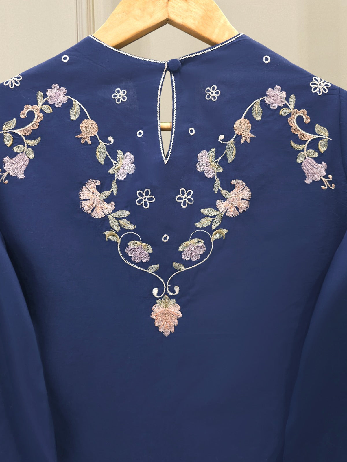 3 Piece - Embroidered Cambric Suit S112681 - Image 6