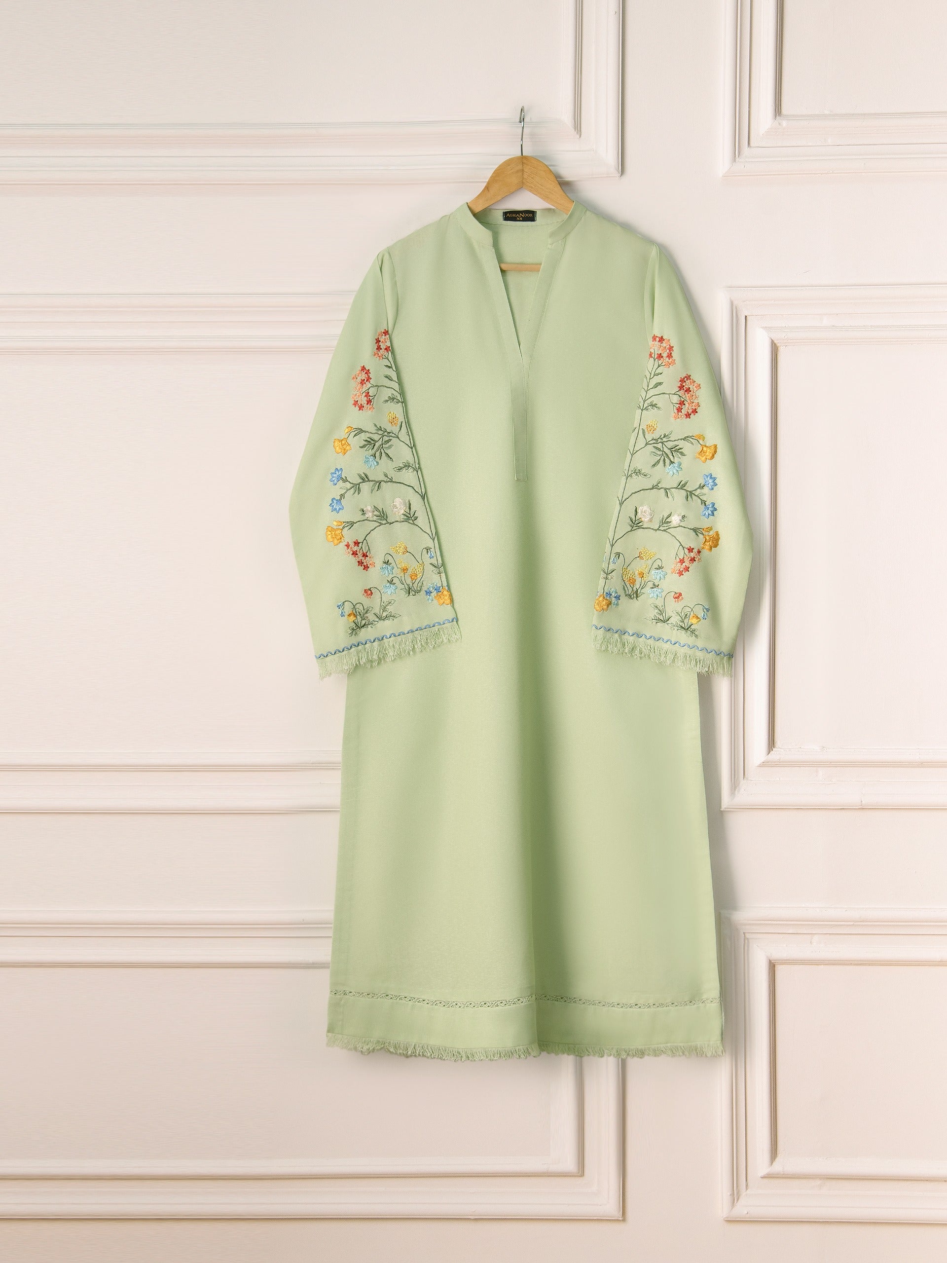 3 Piece- Embroidered Karandi Suit S110864 - Image 2