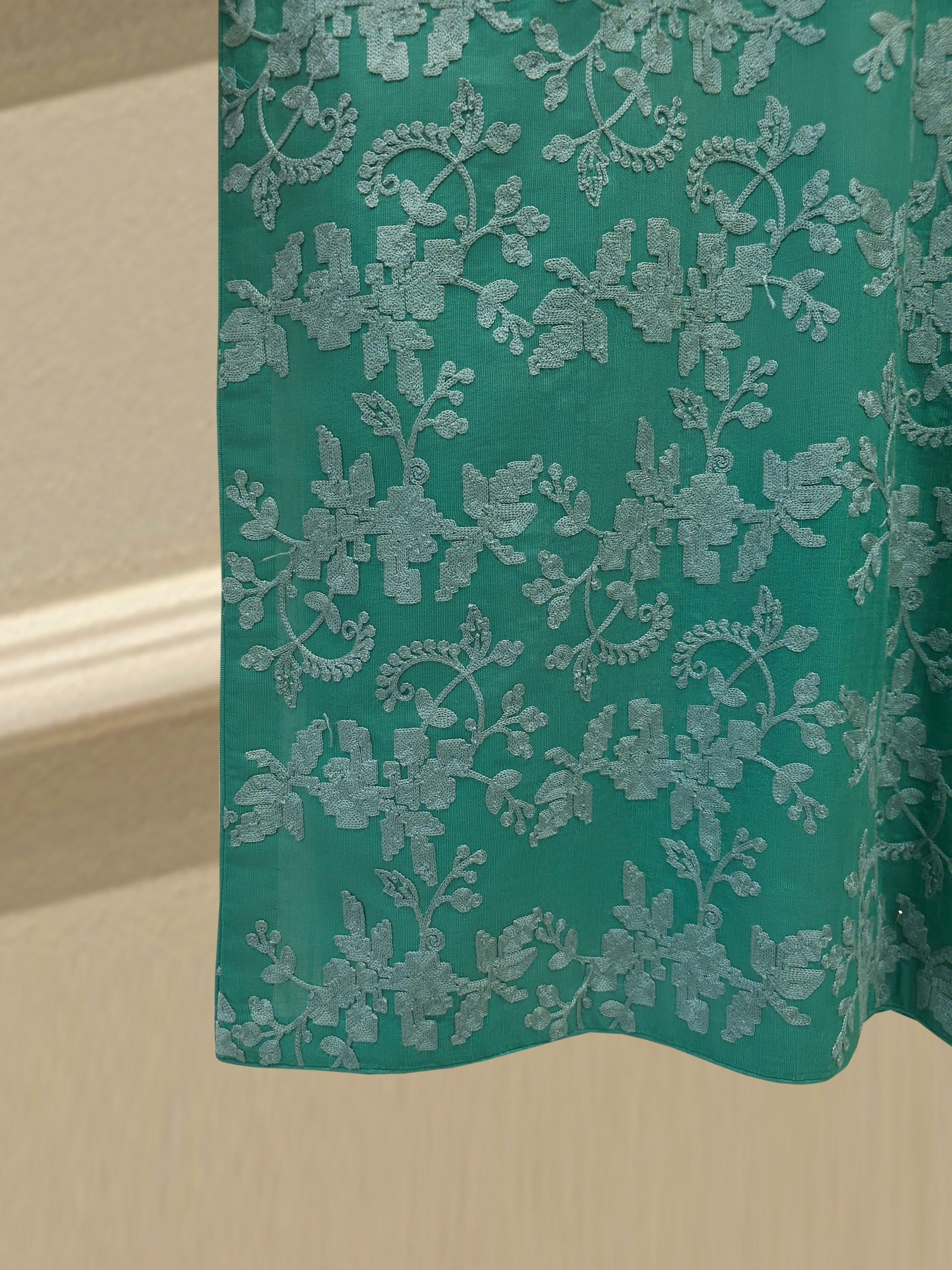 3 Piece - Embroidered Khaddar Suit S112583 - Image 4