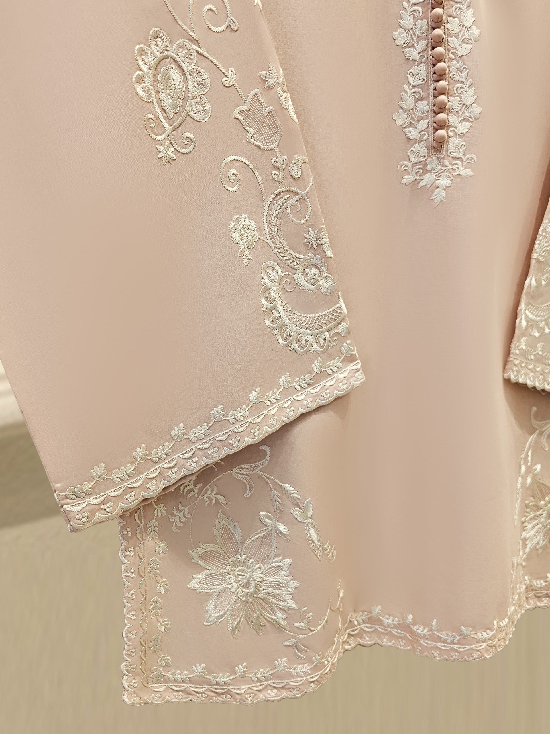 3 Piece - Embroidered Lawn Suit S111767 - Image 4
