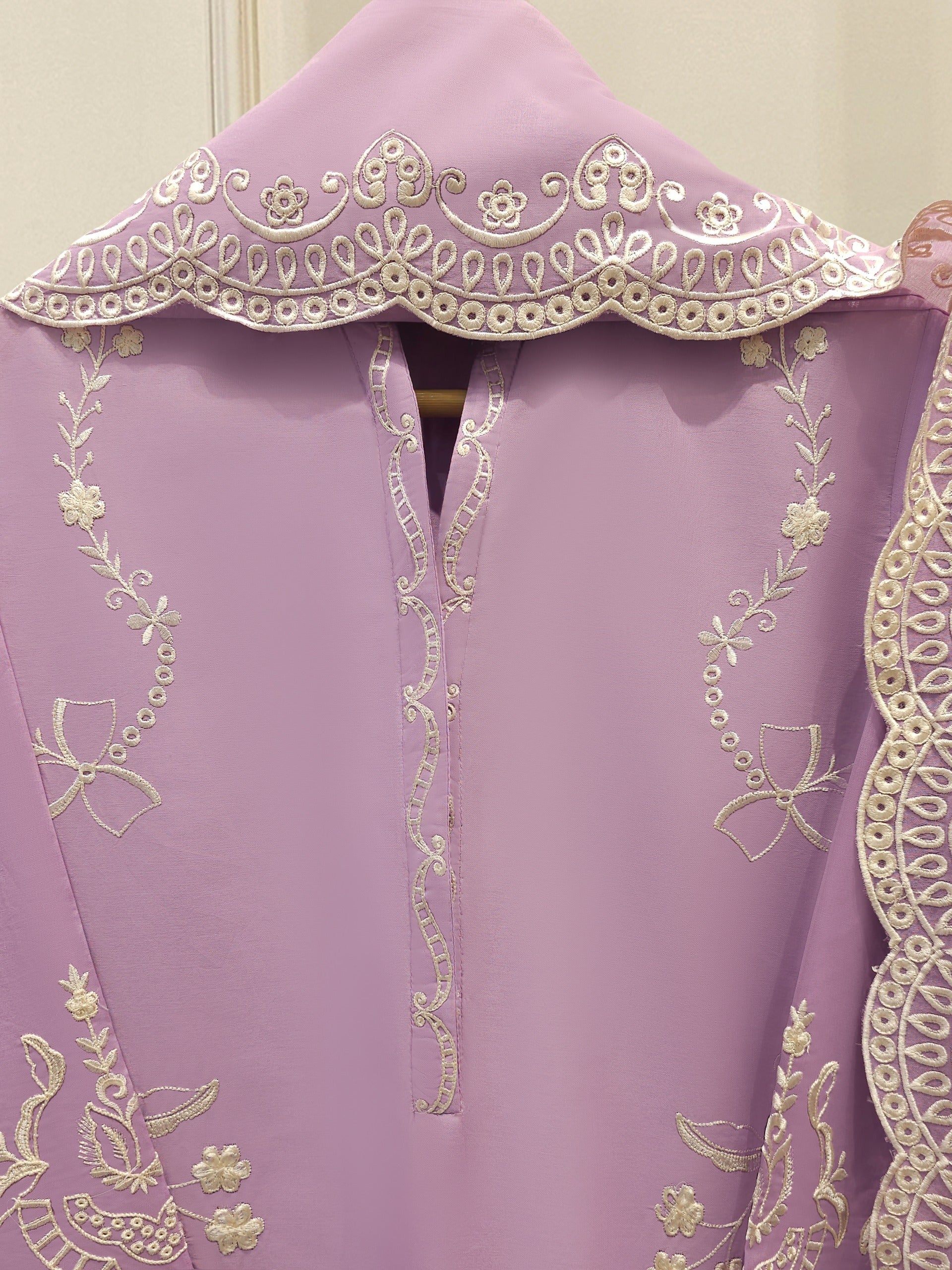 3 Piece - Embroidered Lawn Suit S111875 - Image 2