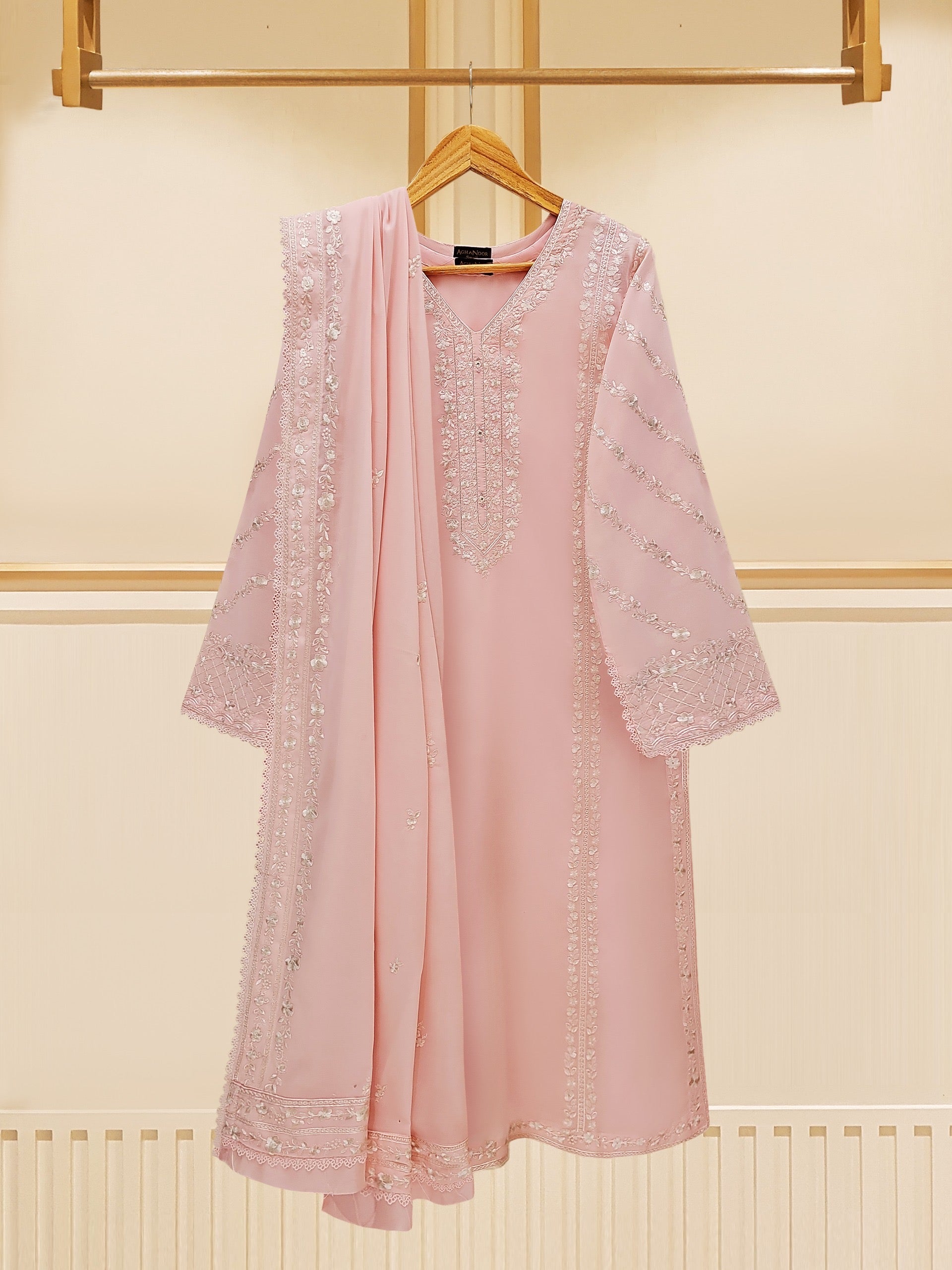3 Piece - Embroidered Swiss Voile Suit S109494