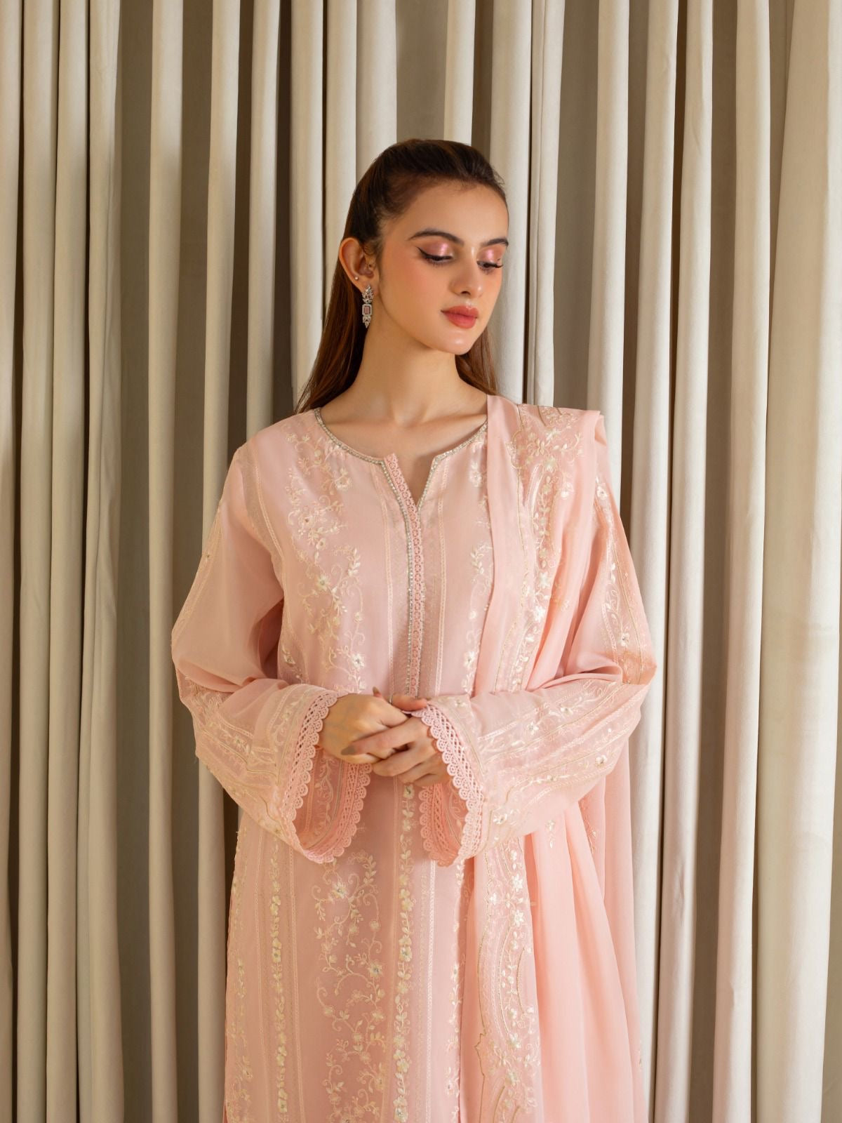 3 Piece - Embroidered Swiss Voile Suit S109785 - Image 2