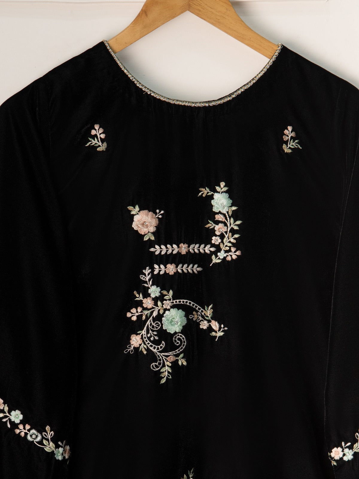 3 Piece- Embroidered Velvet Suit S110739 - Image 4