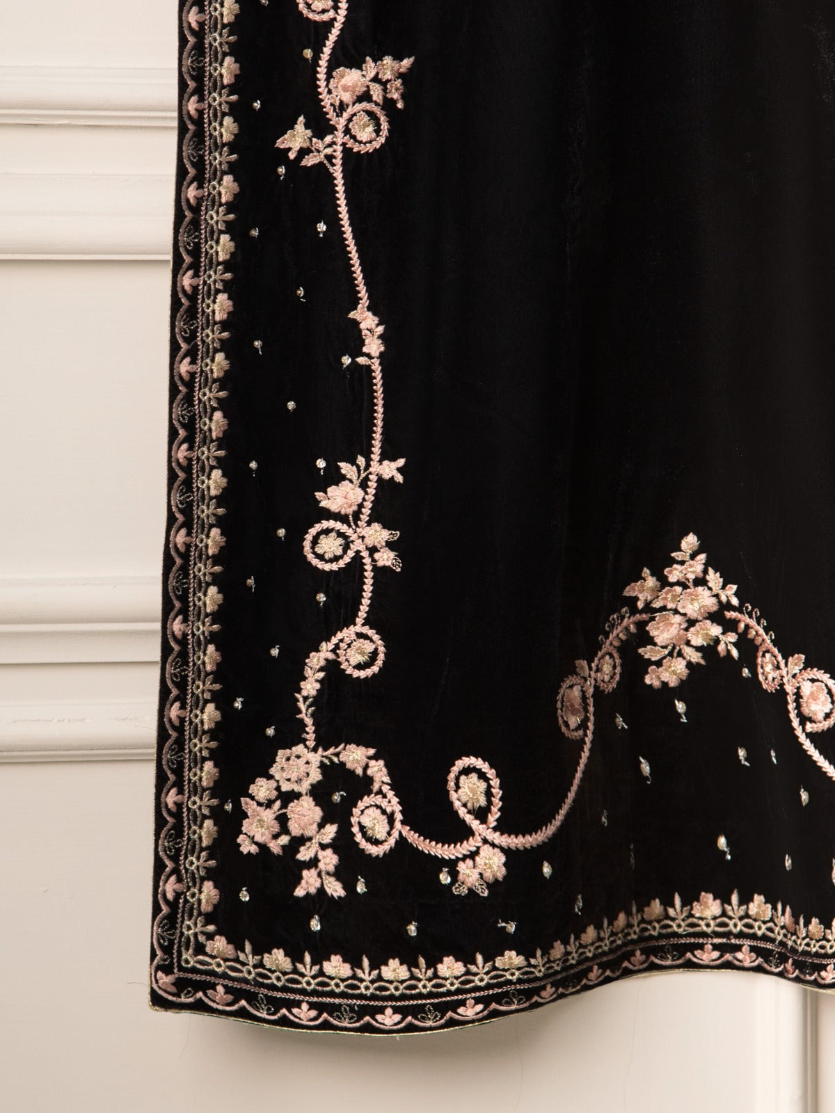 3 Piece- Embroidered Velvet Suit S110782 - Image 5