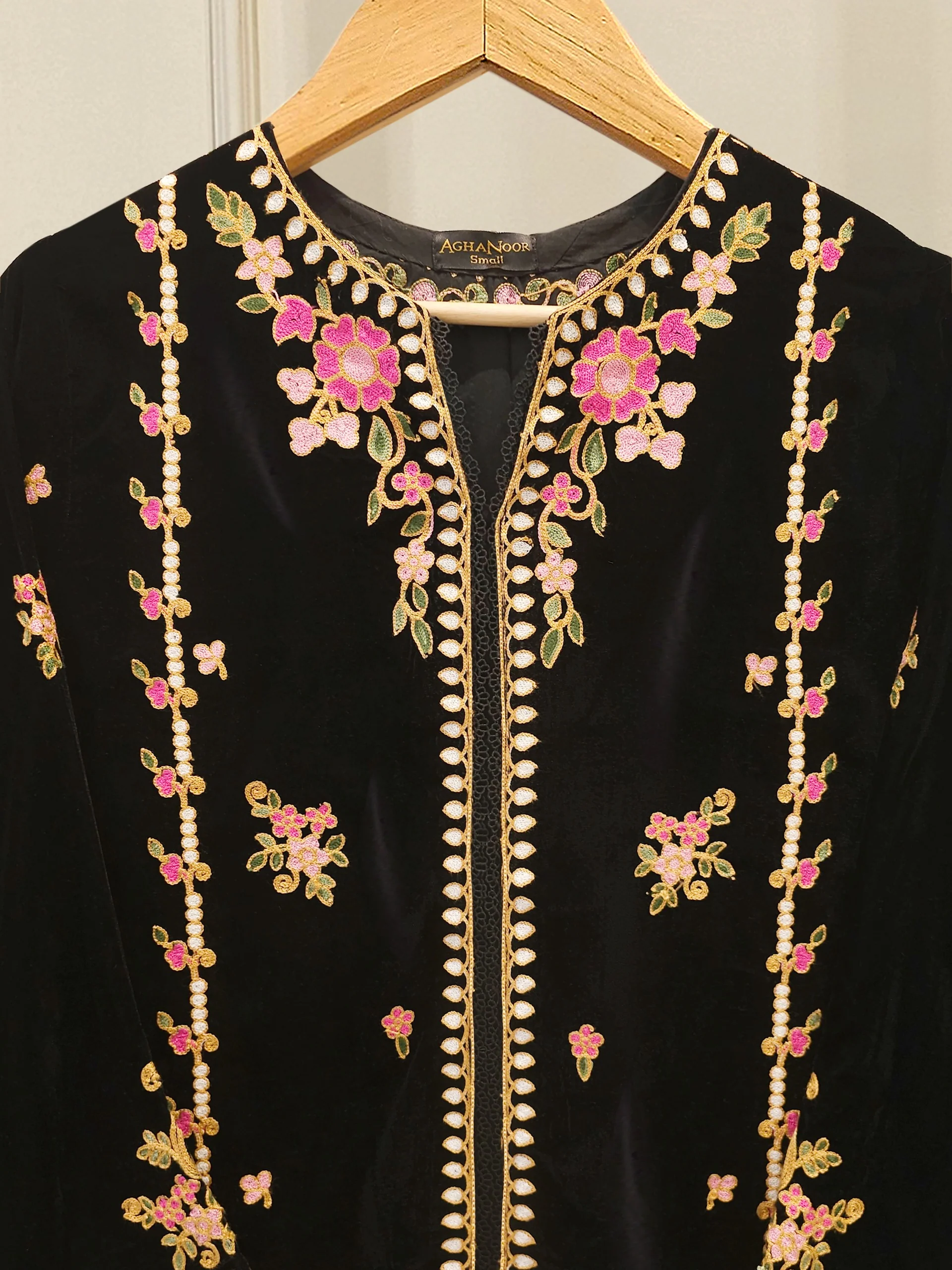 3 Piece - Embroidered Velvet Suit S112565 - Image 2