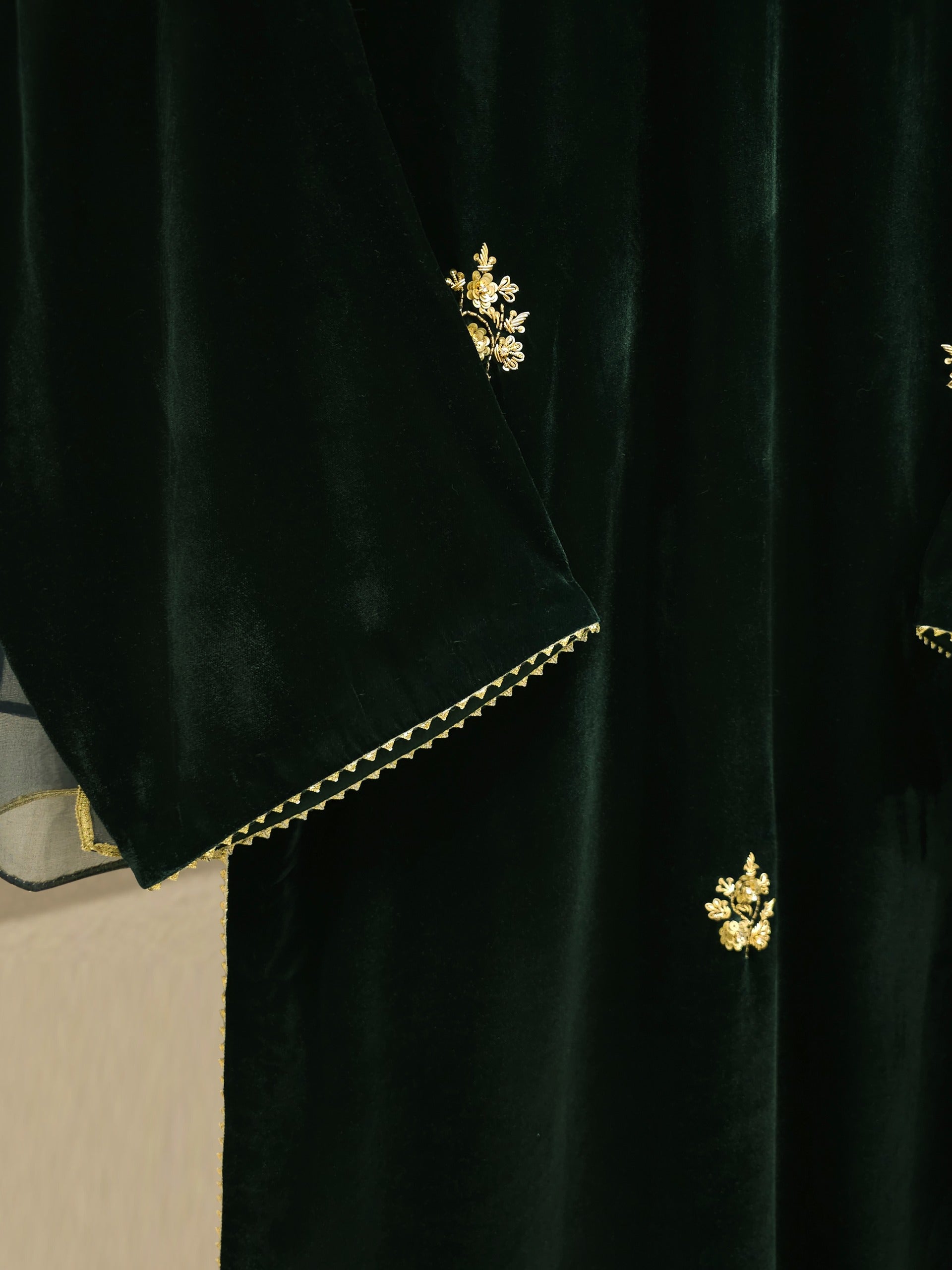 3 Piece - Embroidered Velvet Suit S112688 - Image 3
