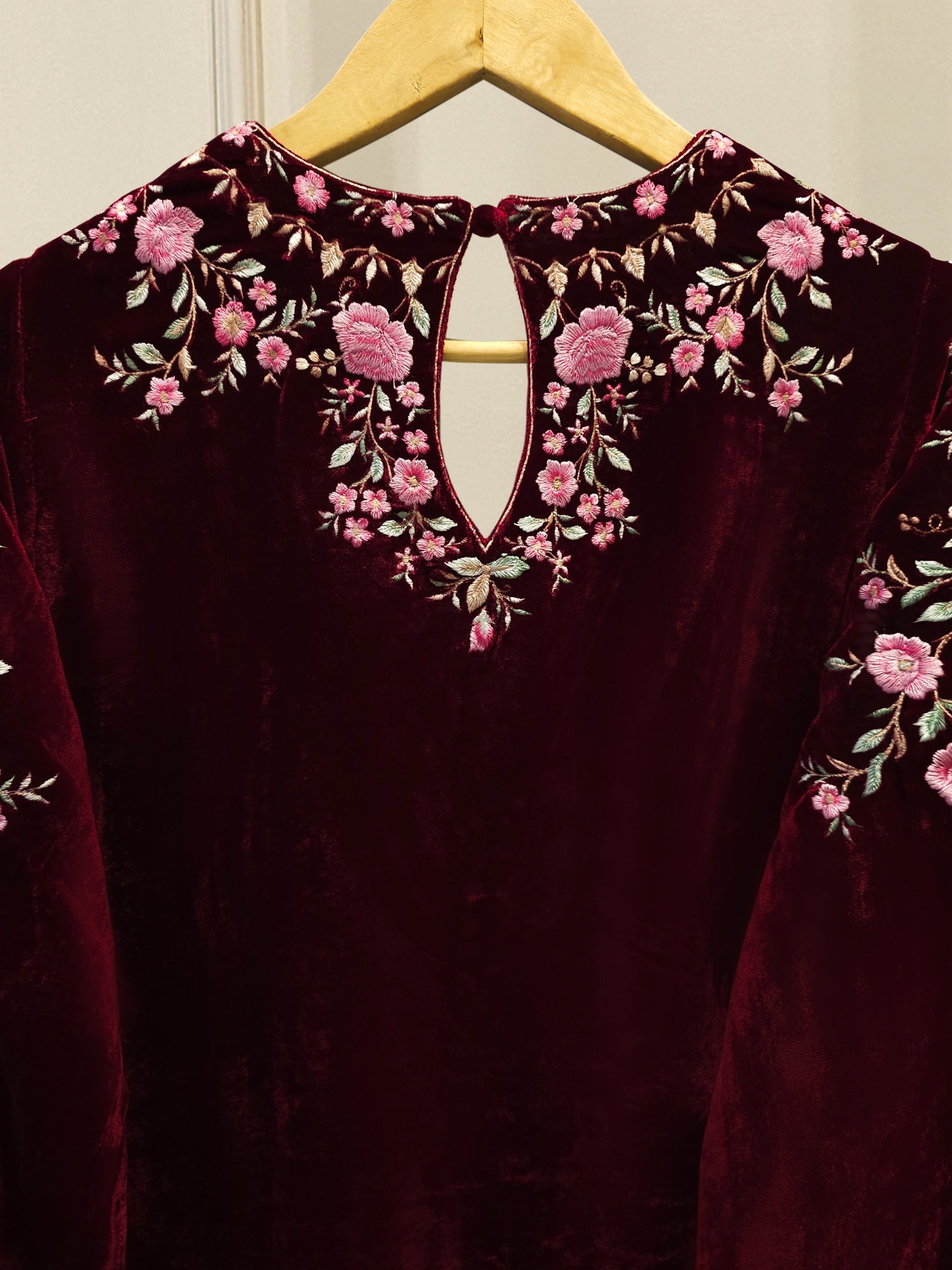 3 Piece - Embroidered Velvet Suit S112849 - Image 5