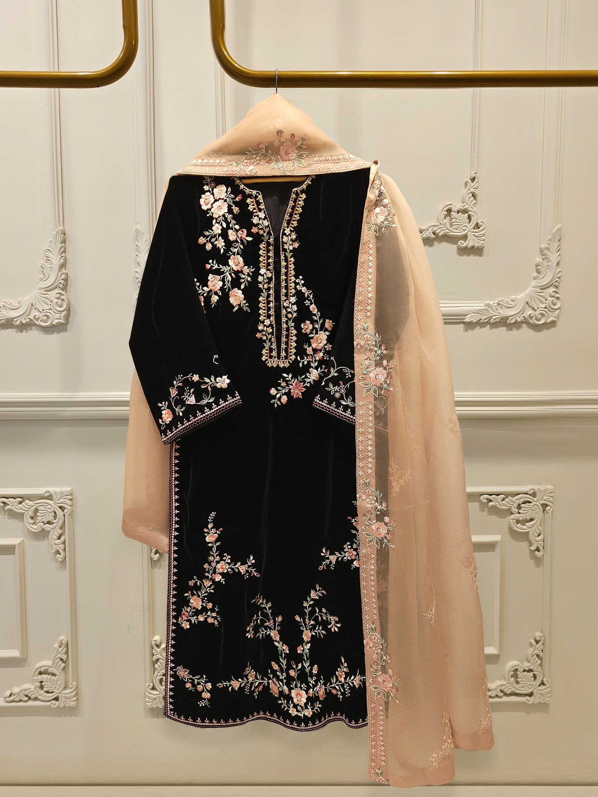 3 Piece - Embroidered Velvet Suit S112852