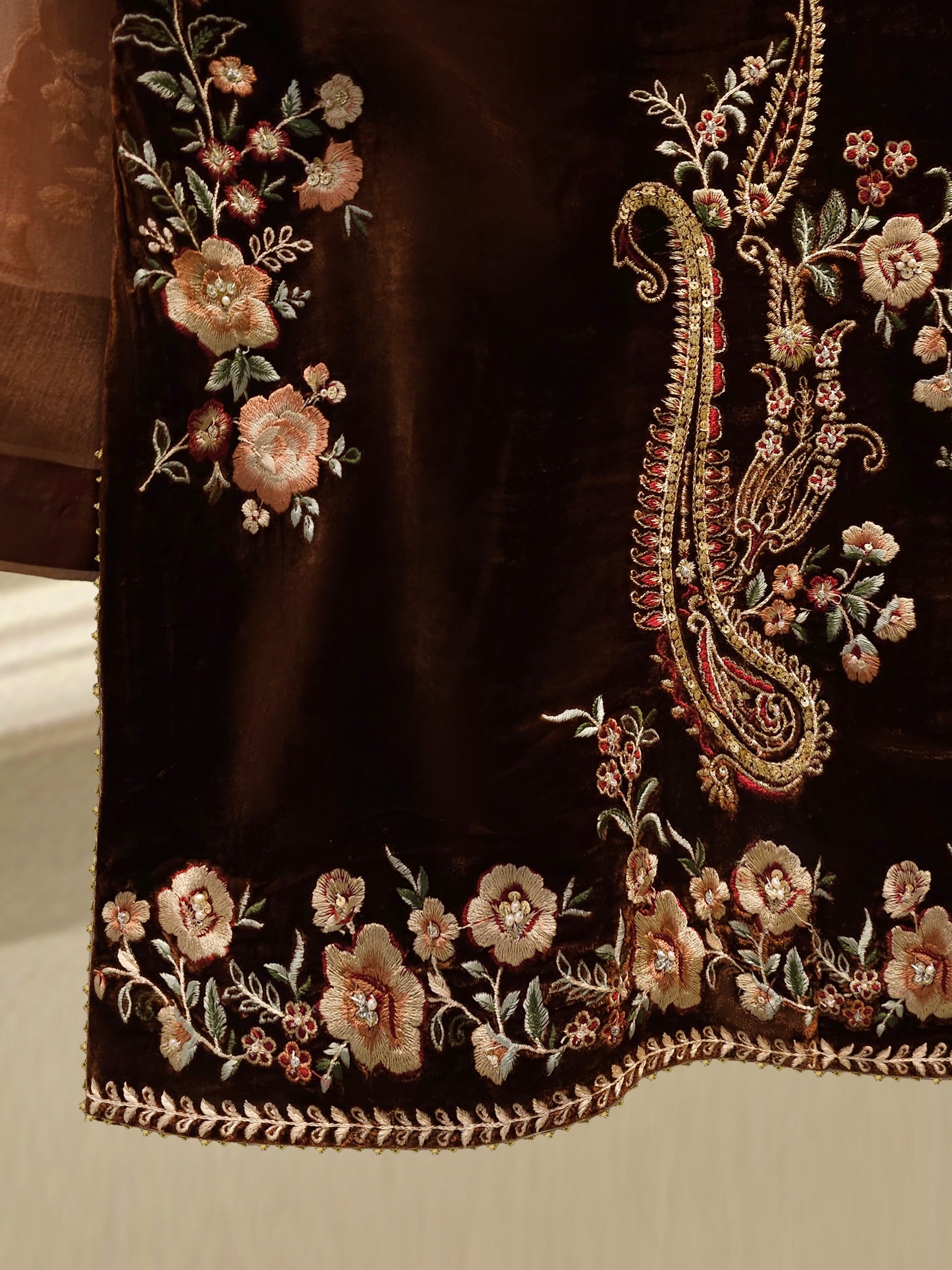3 Piece - Embroidered Velvet Suit S112917 - Image 4