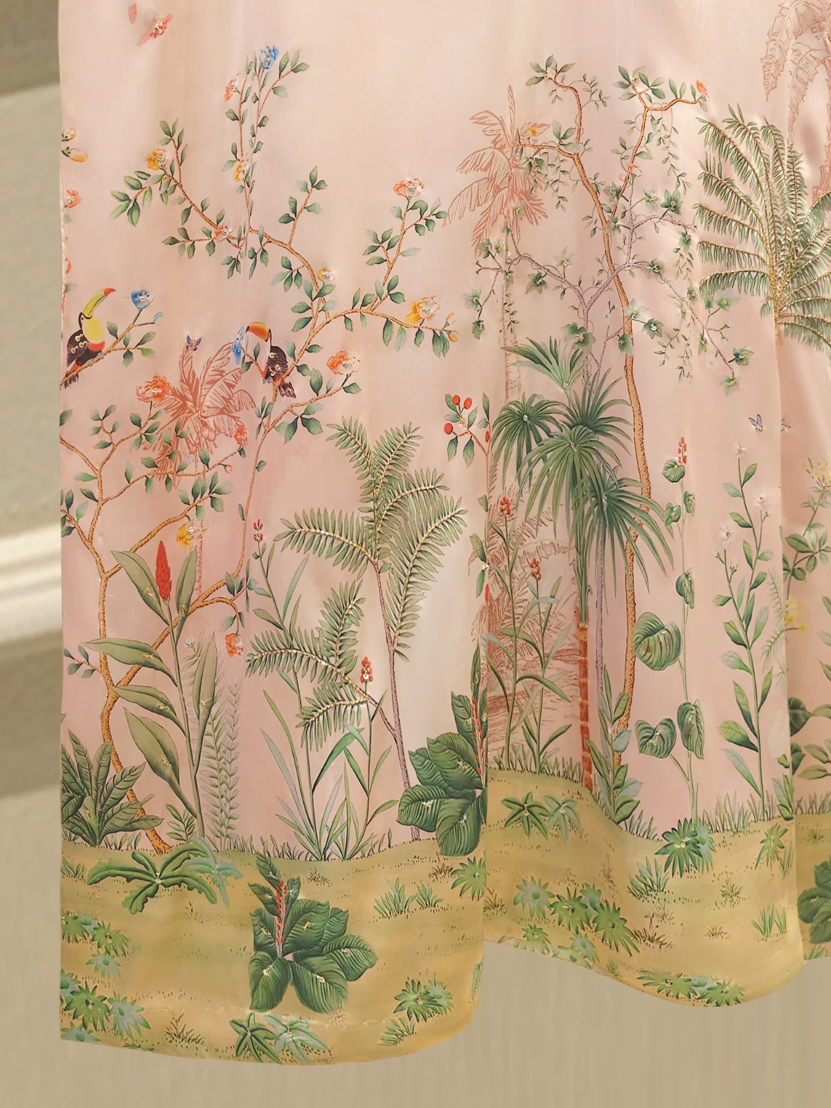 2 Piece - Pure Embroidered Charmeuse Silk Suit S112067 - Image 4