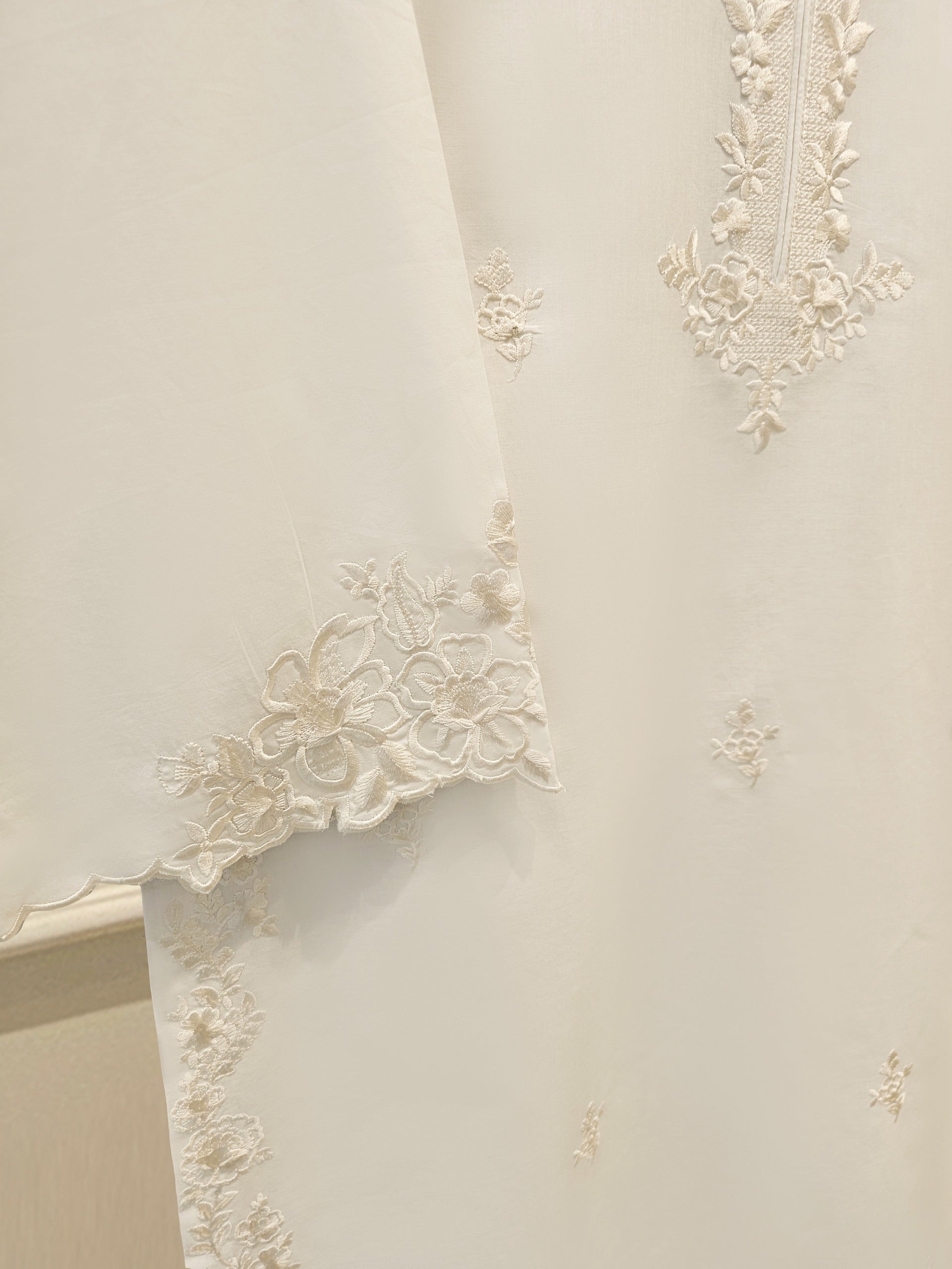 3 Piece - Pure Embroidered Lawn Suit S111632 - Image 4