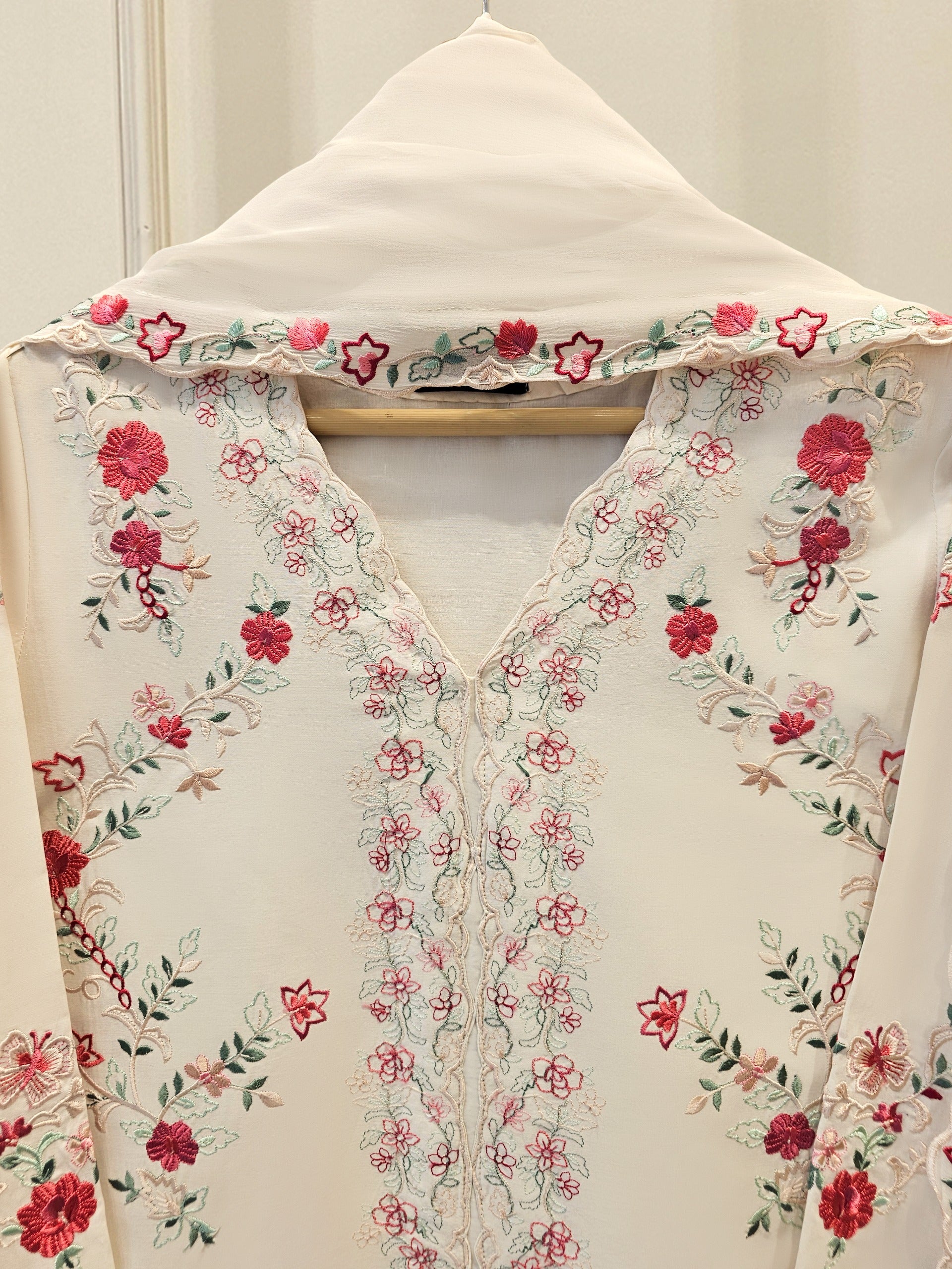 3 Piece - Pure Embroidered Lawn Suit S111648 - Image 2