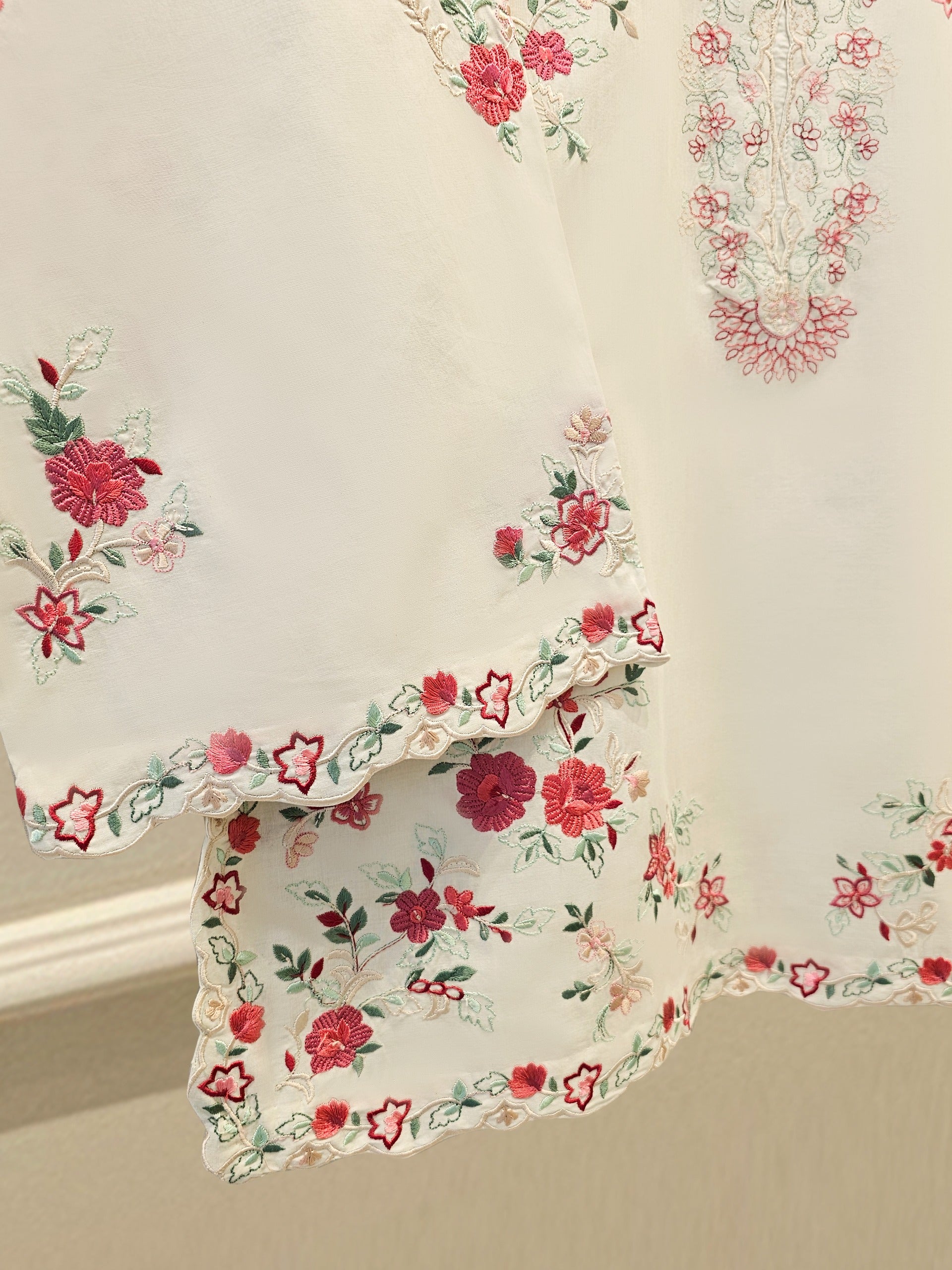 3 Piece - Pure Embroidered Lawn Suit S111648 - Image 3