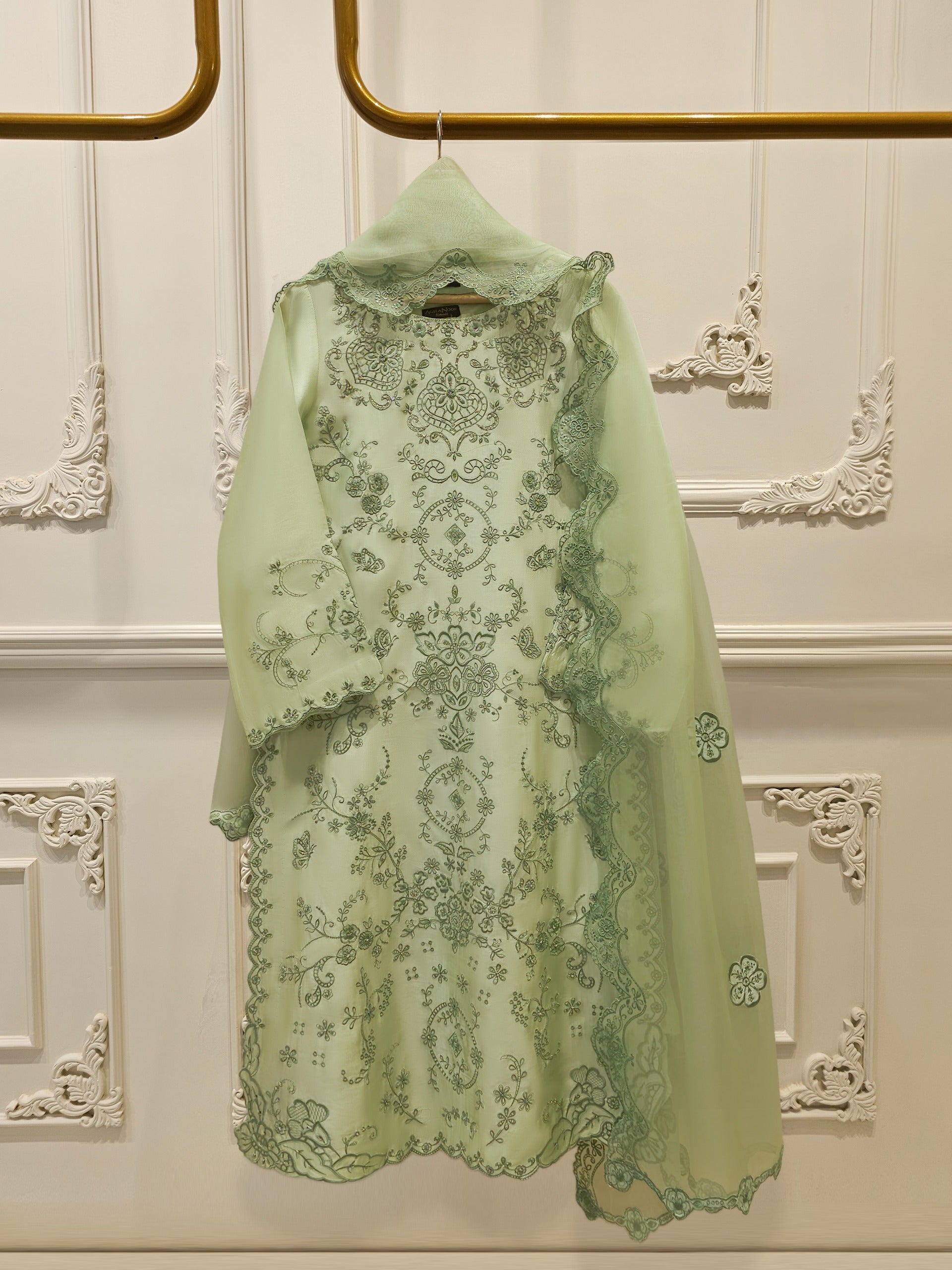3 Piece-  Pure Embroidered Sheesha Silk Suit S112061