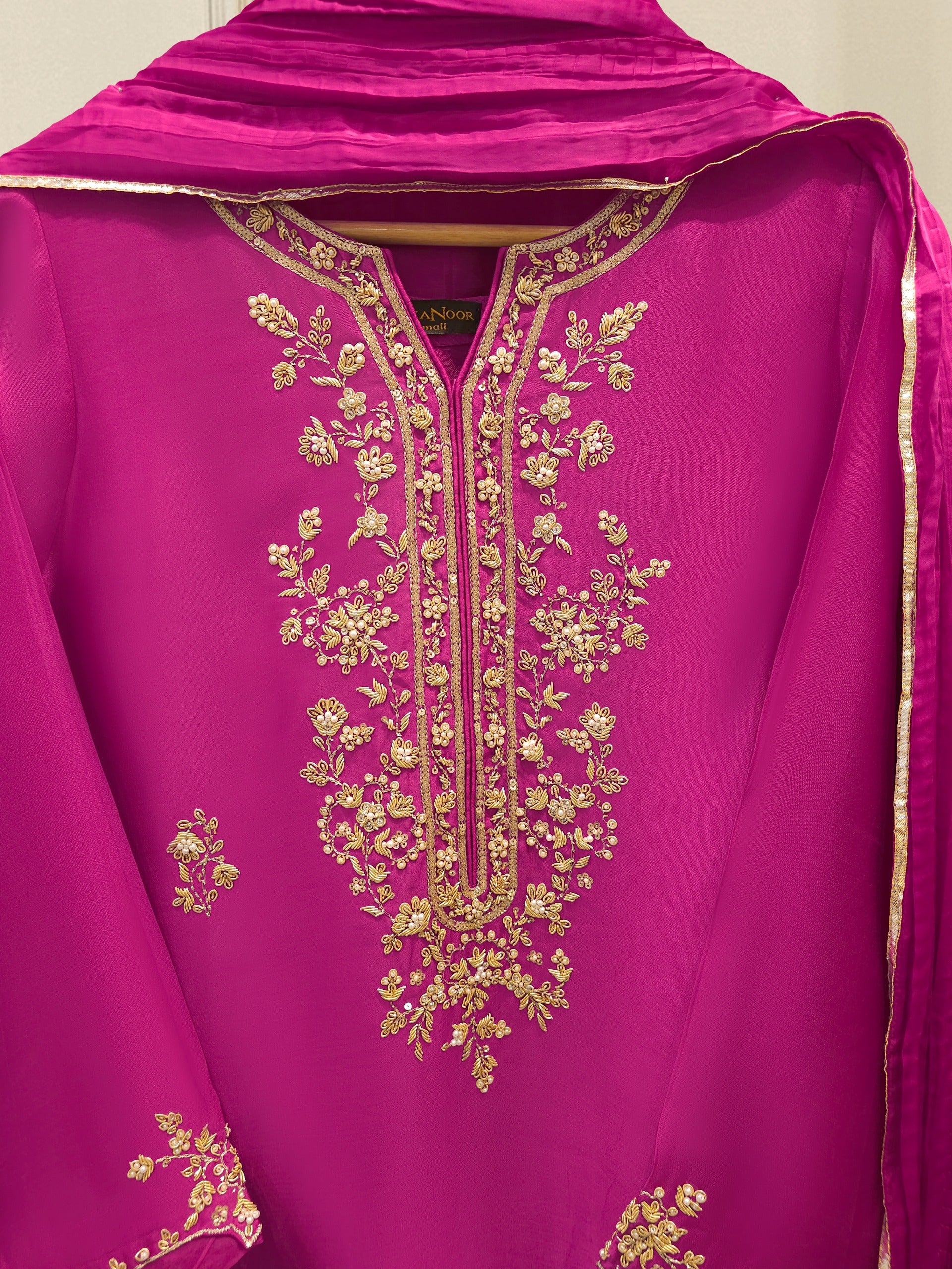 3 Piece-  Pure Embroidered Sheesha Silk Suit S112415 - Image 2