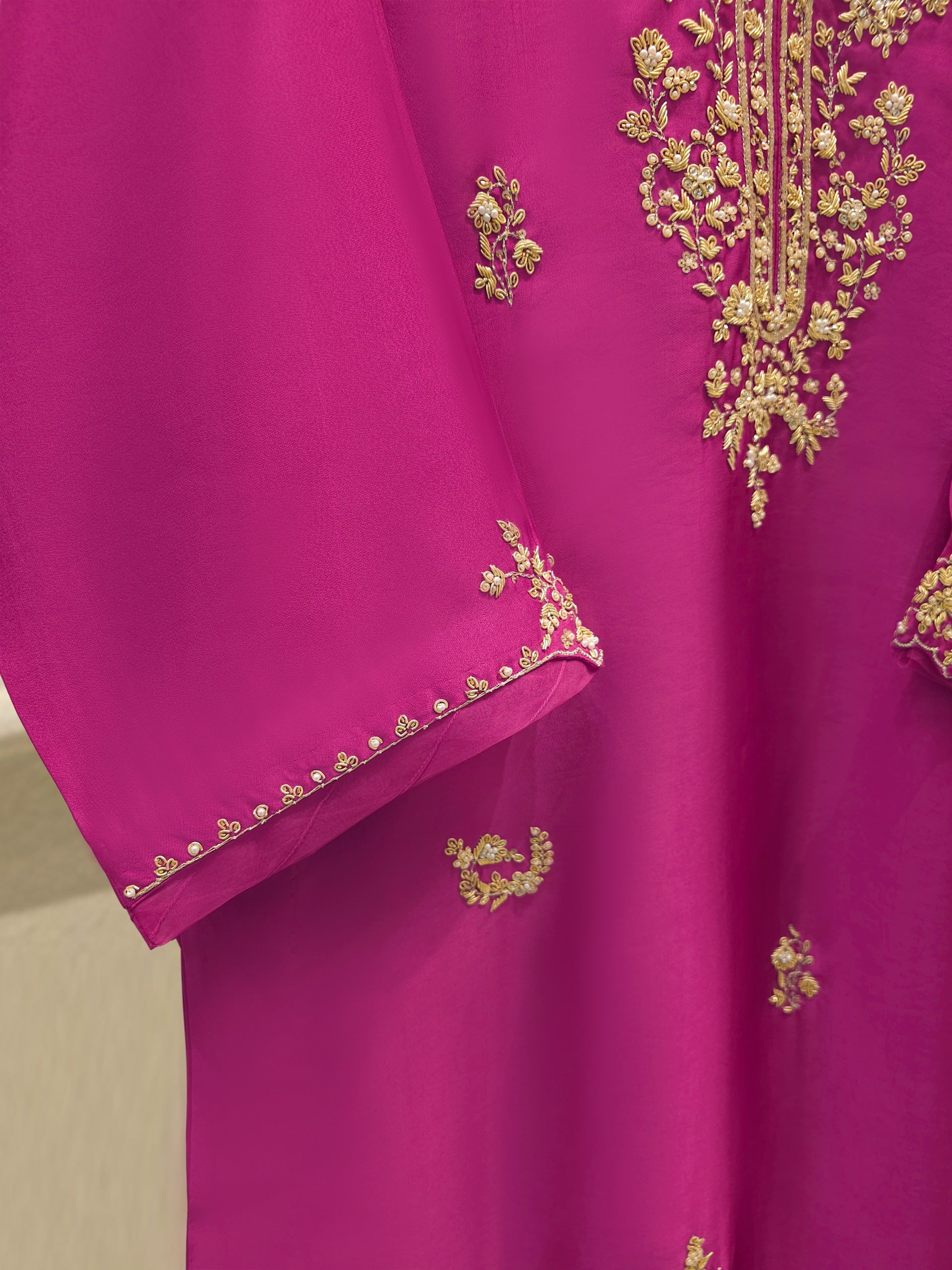 3 Piece-  Pure Embroidered Sheesha Silk Suit S112415 - Image 3
