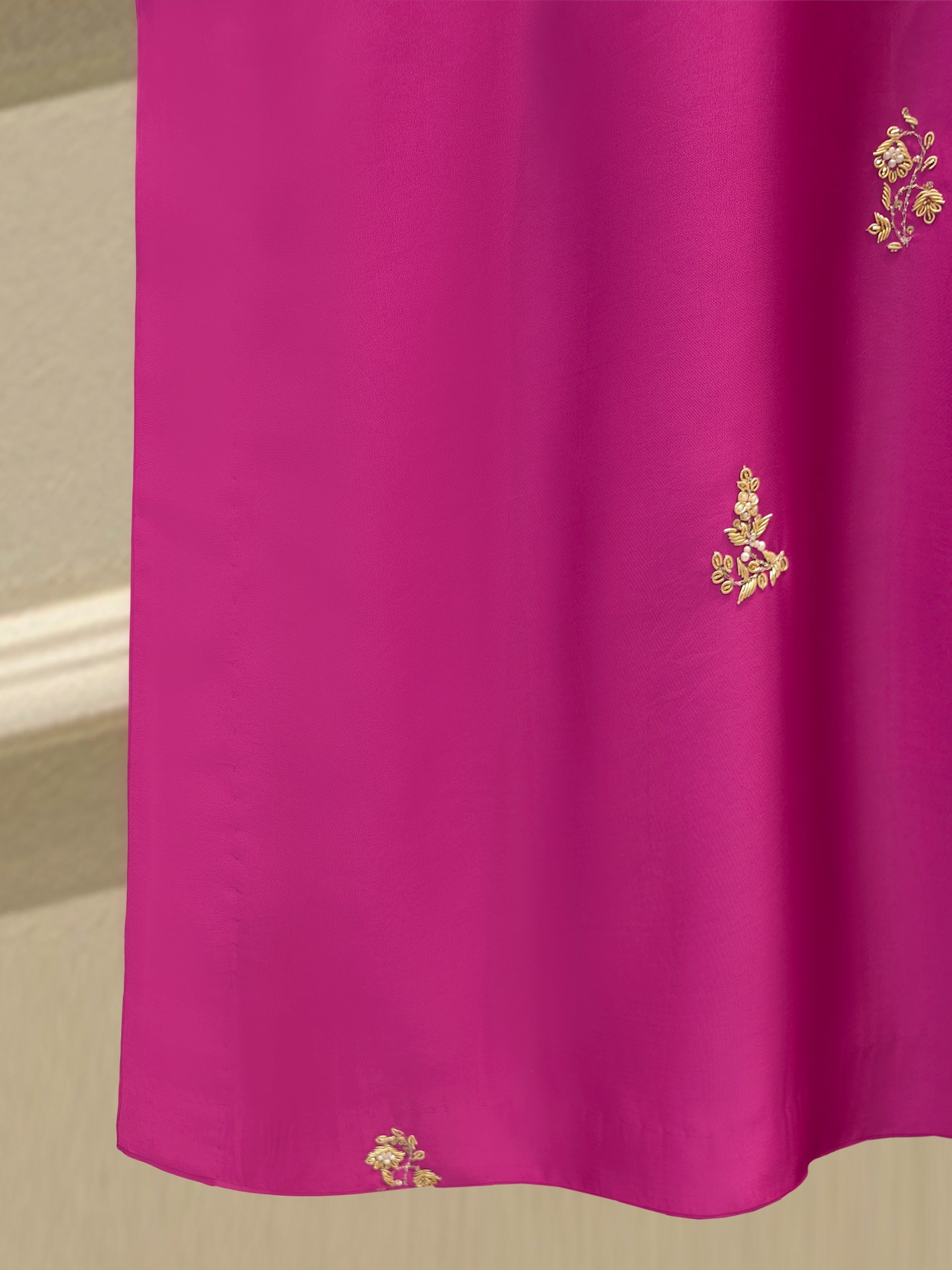 3 Piece-  Pure Embroidered Sheesha Silk Suit S112415 - Image 4