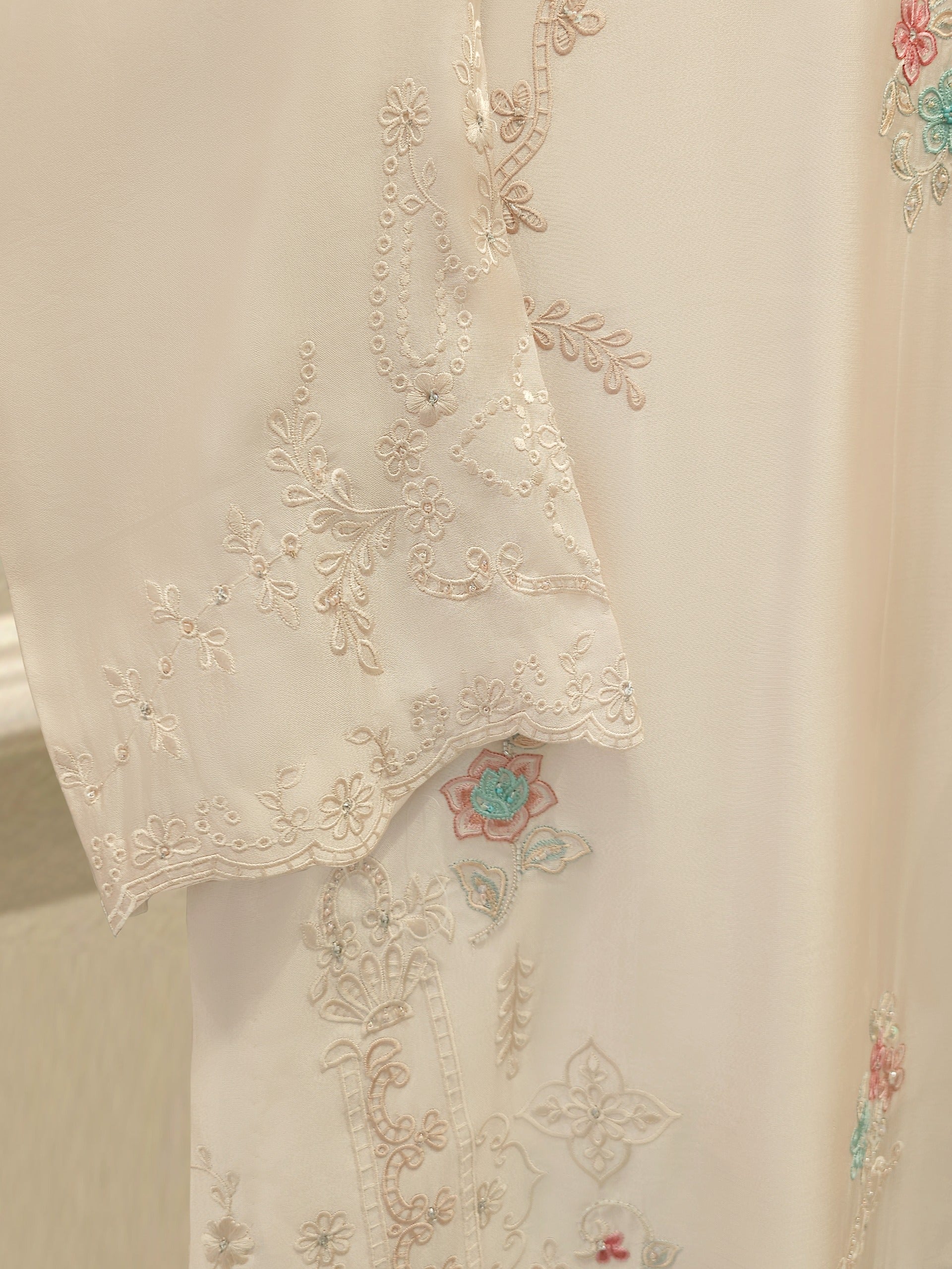 3 Piece-  Pure Embroidered Sheesha Silk Suit S112727 - Image 4