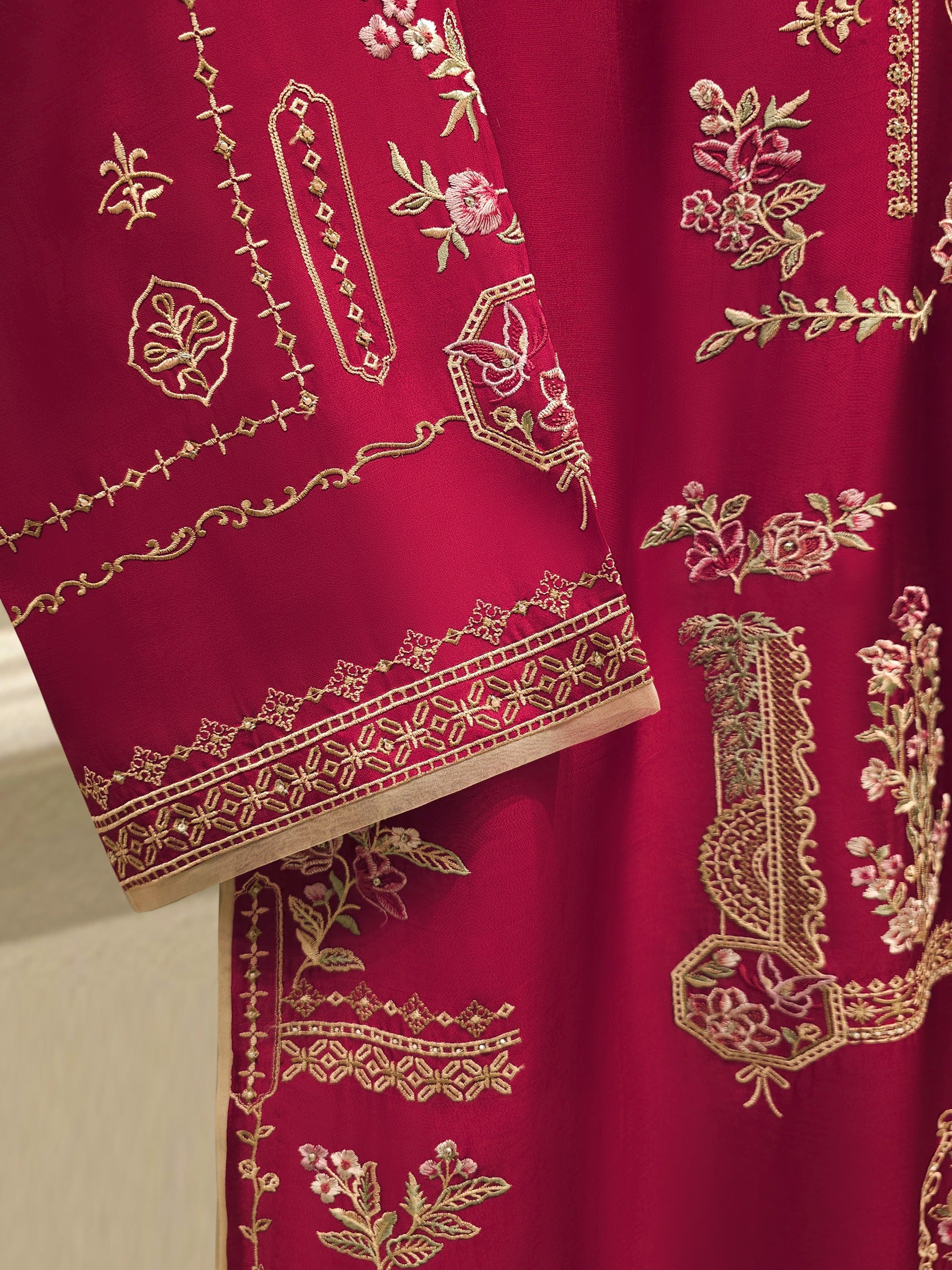 3 Piece-  Pure Embroidered Sheesha Silk Suit S112897 - Image 3