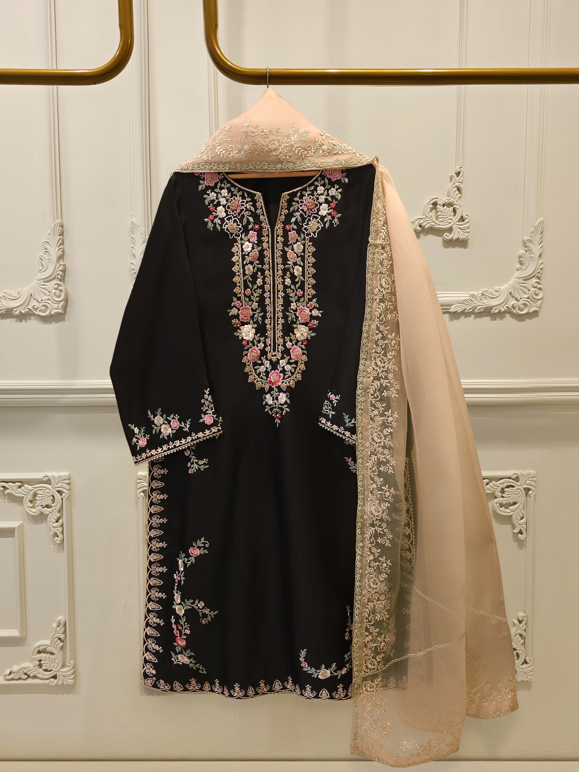 3 Piece-  Pure Embroidered Sheesha Silk Suit S112959