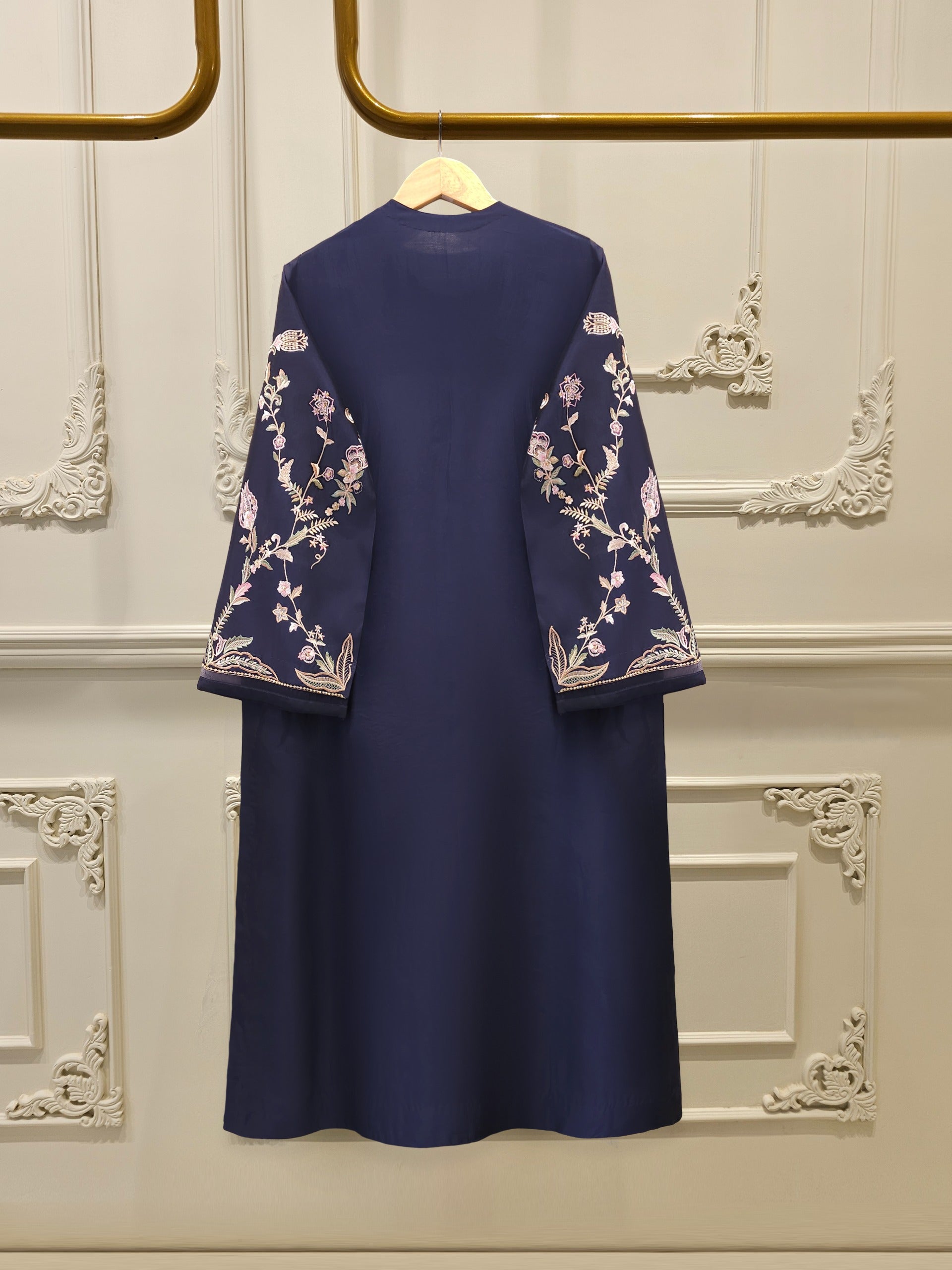 3 Piece-  Pure Embroidered Sheesha Silk Suit S112967 - Image 4