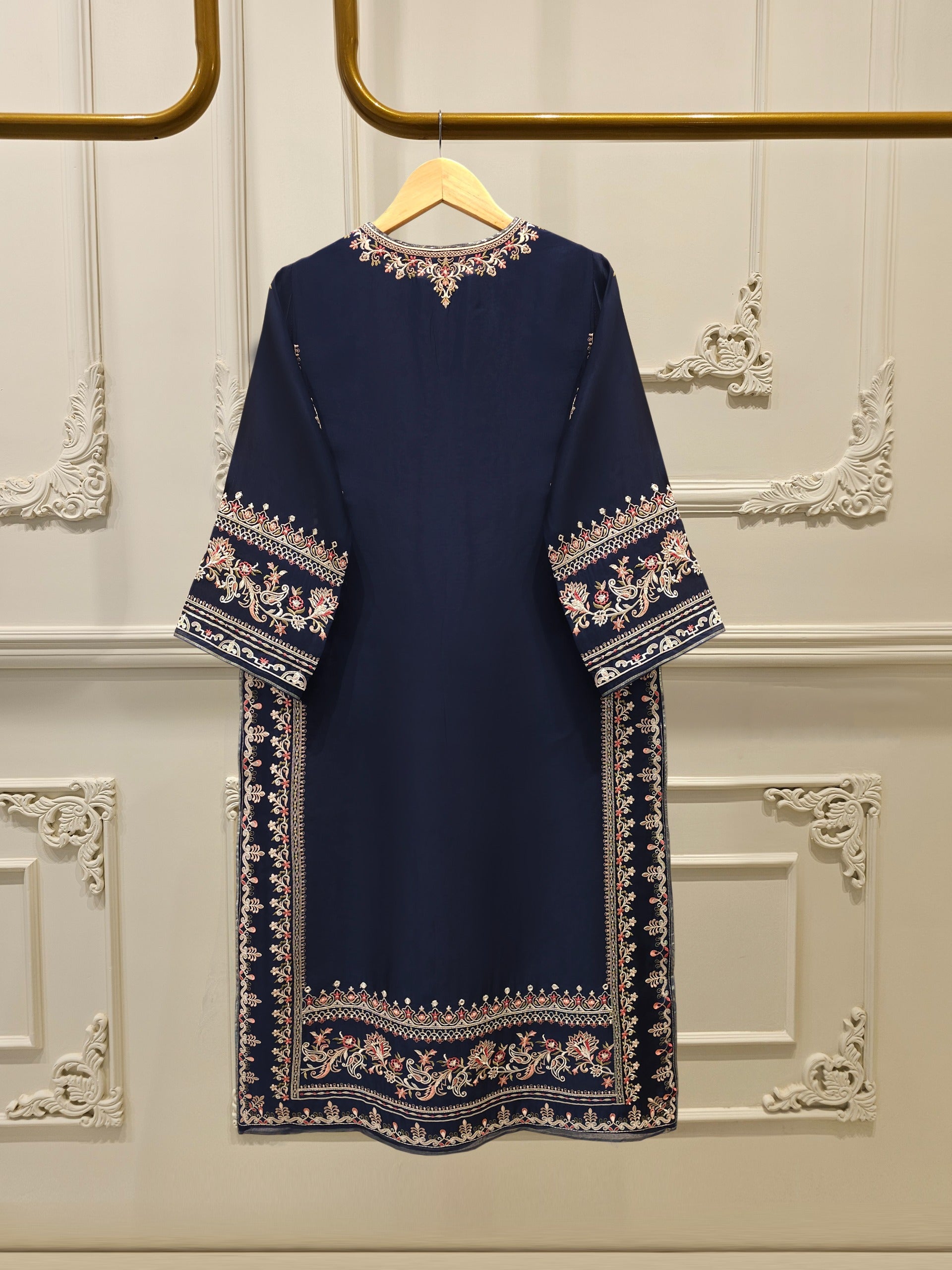 3 Piece-  Pure Embroidered Sheesha Silk Suit S113015 - Image 5