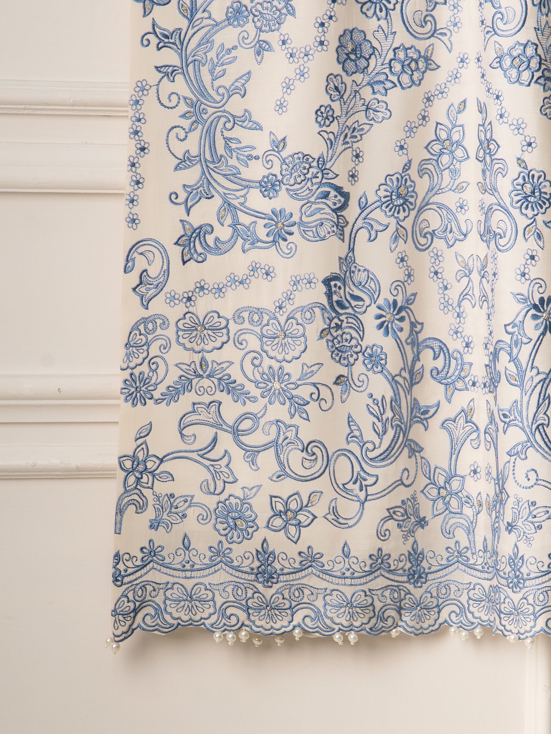 3 Piece- Pure Khaddi Silk Embroidered Suit S111049 - Image 4