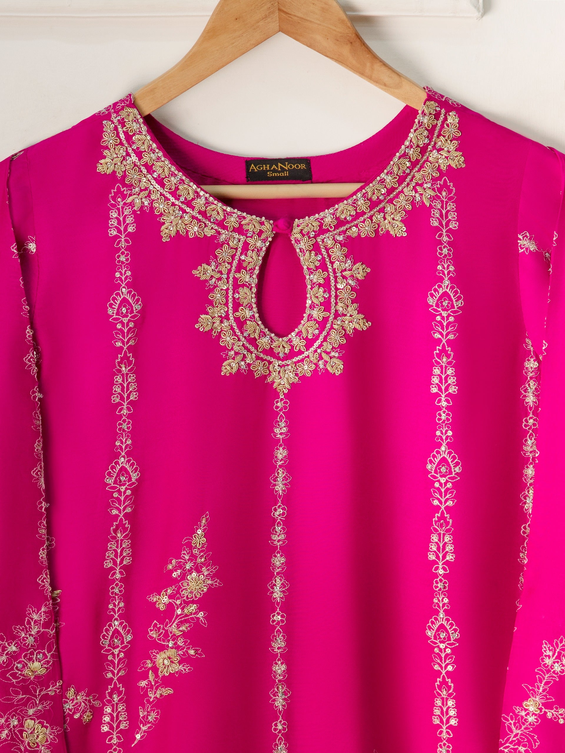 3 Piece- Pure Khaddi Silk Embroidered Suit S111232 - Image 3